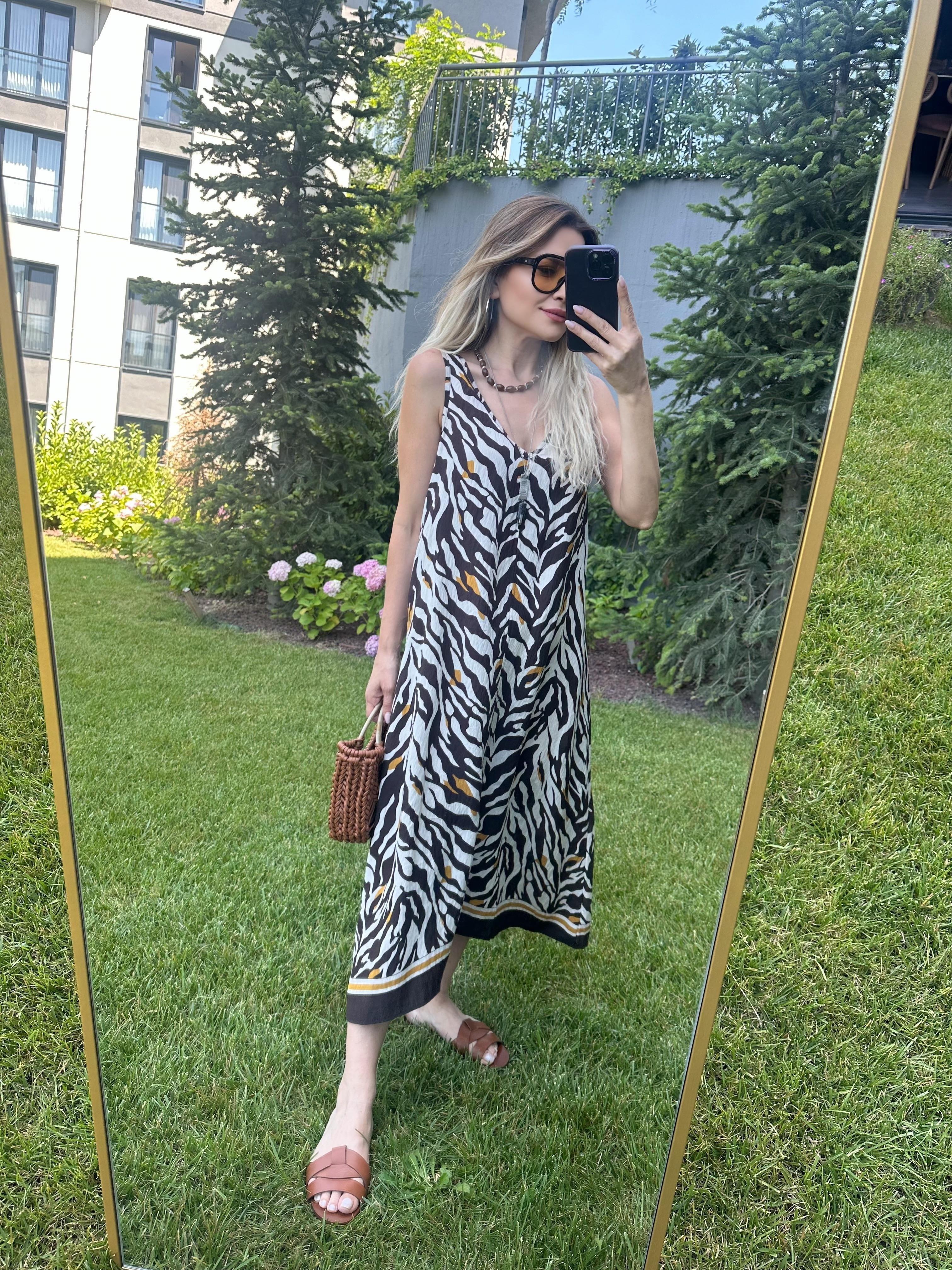 Desenli Cepli Pamuklu Elbise