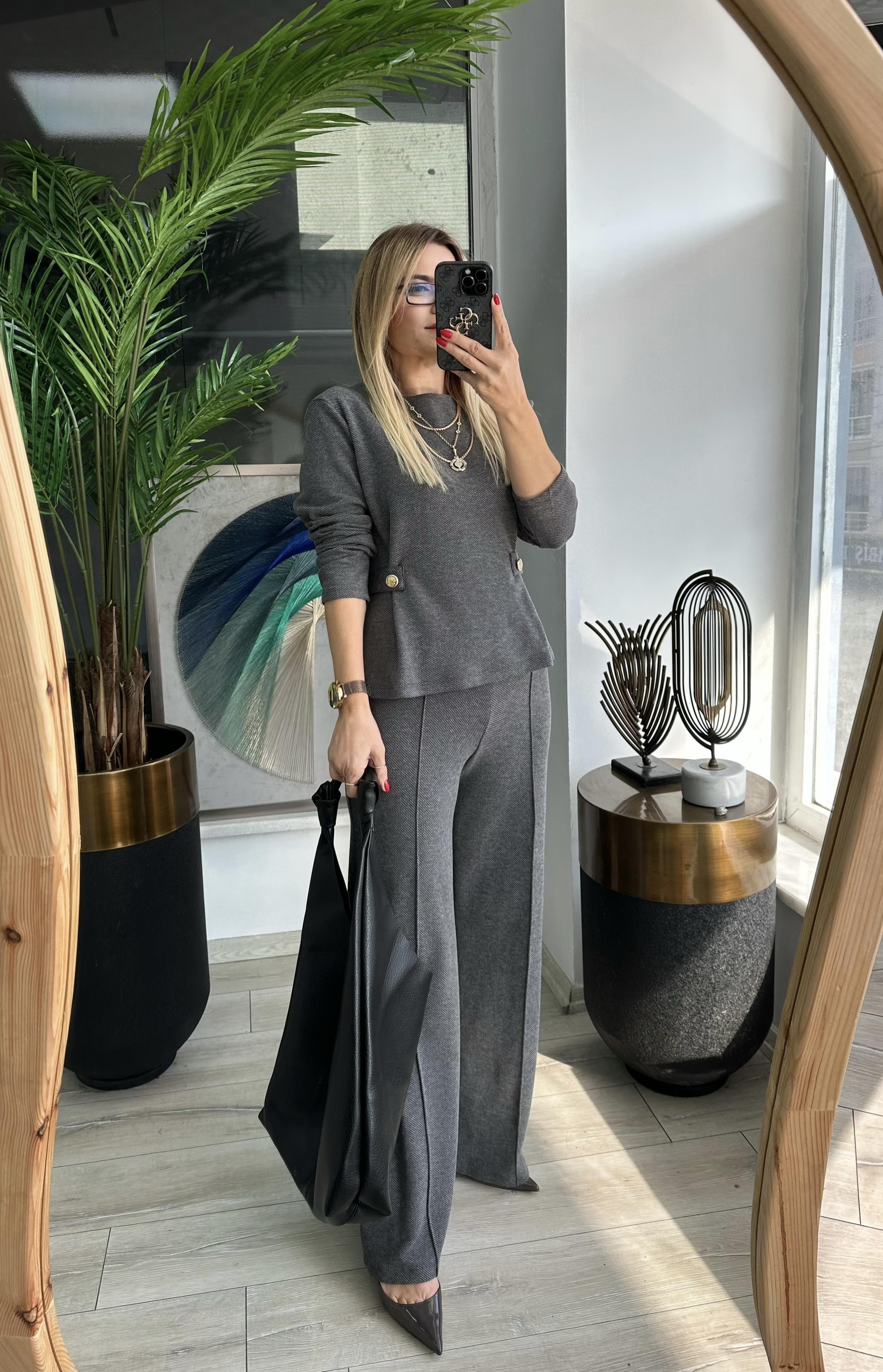 Dikiş Detaylı Geniş Paça Pantolon 