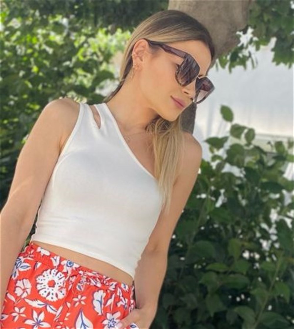 DLV Ekru Omuz Detay Bluz