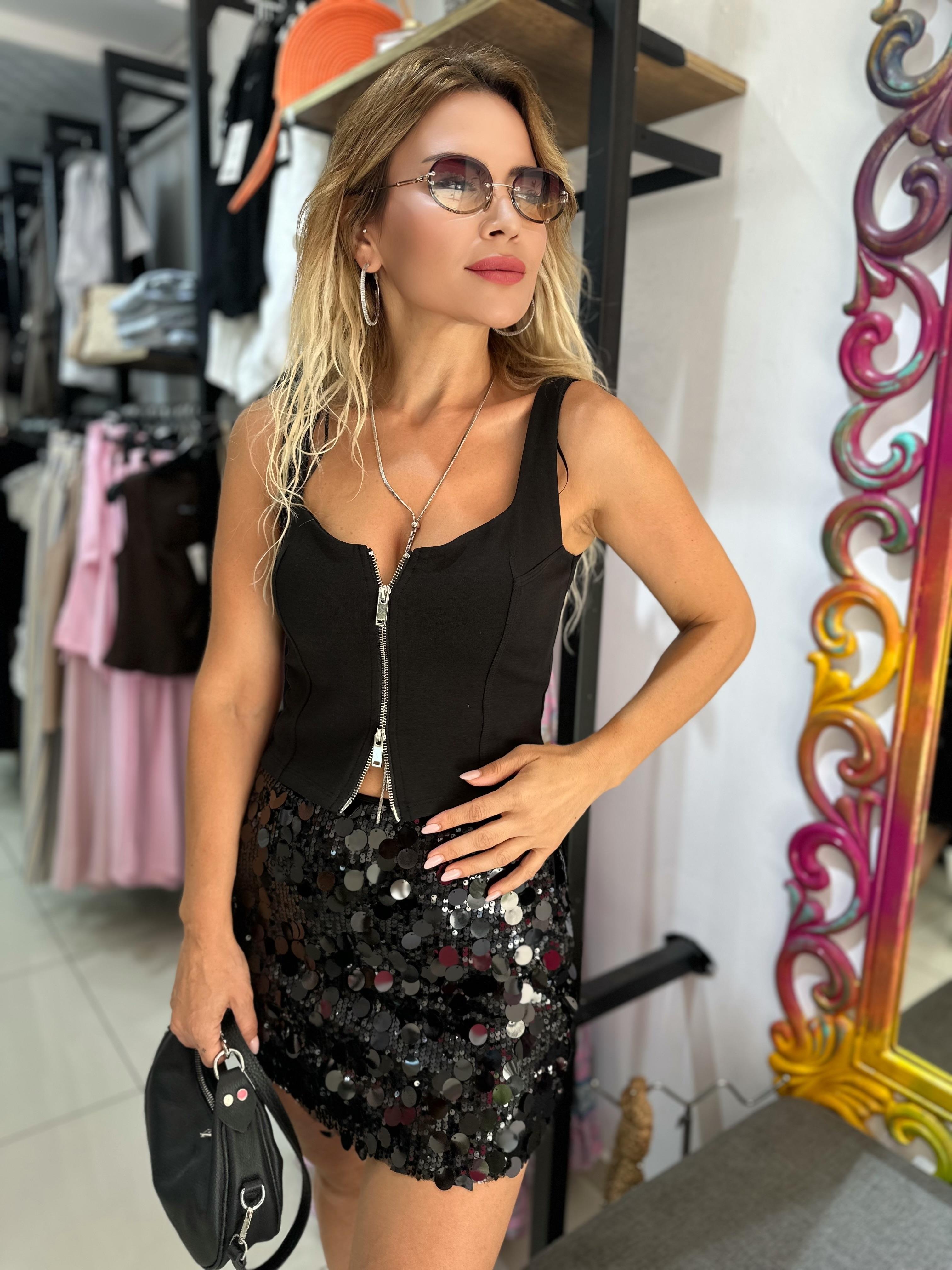 DLV Siyah Fermuarlı Top 