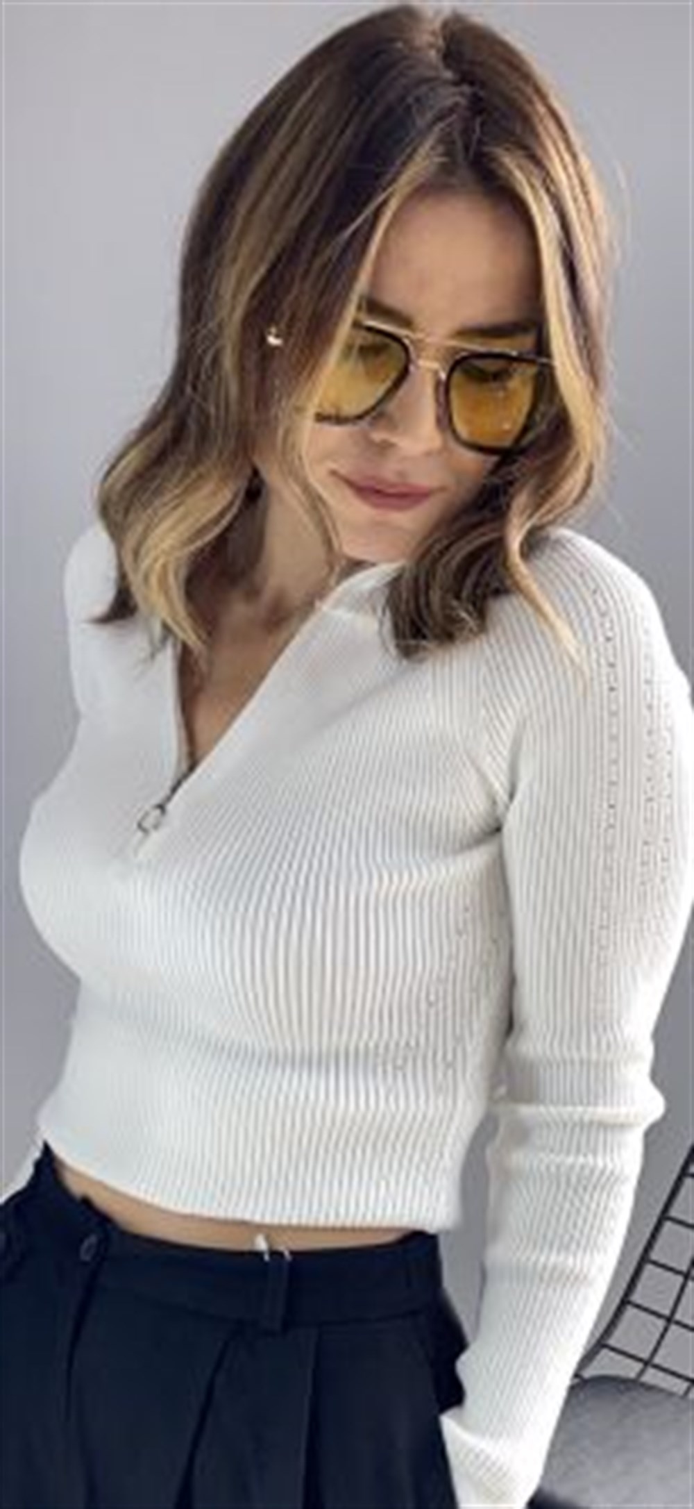 EKRU FERMUAR YAKA TRİKO