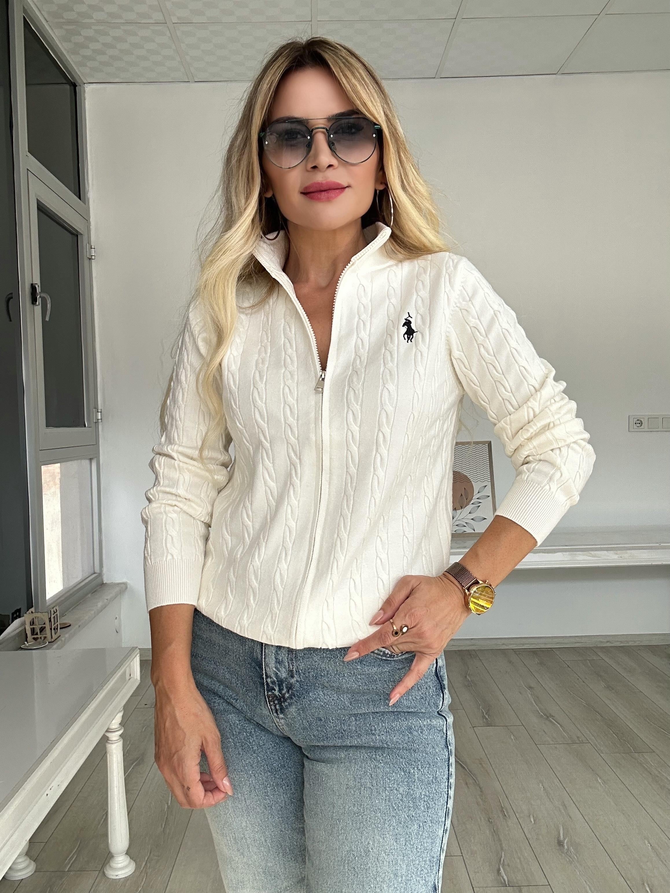 Ekru Yumuşak Dokulu Fermuarlı Triko Hırka