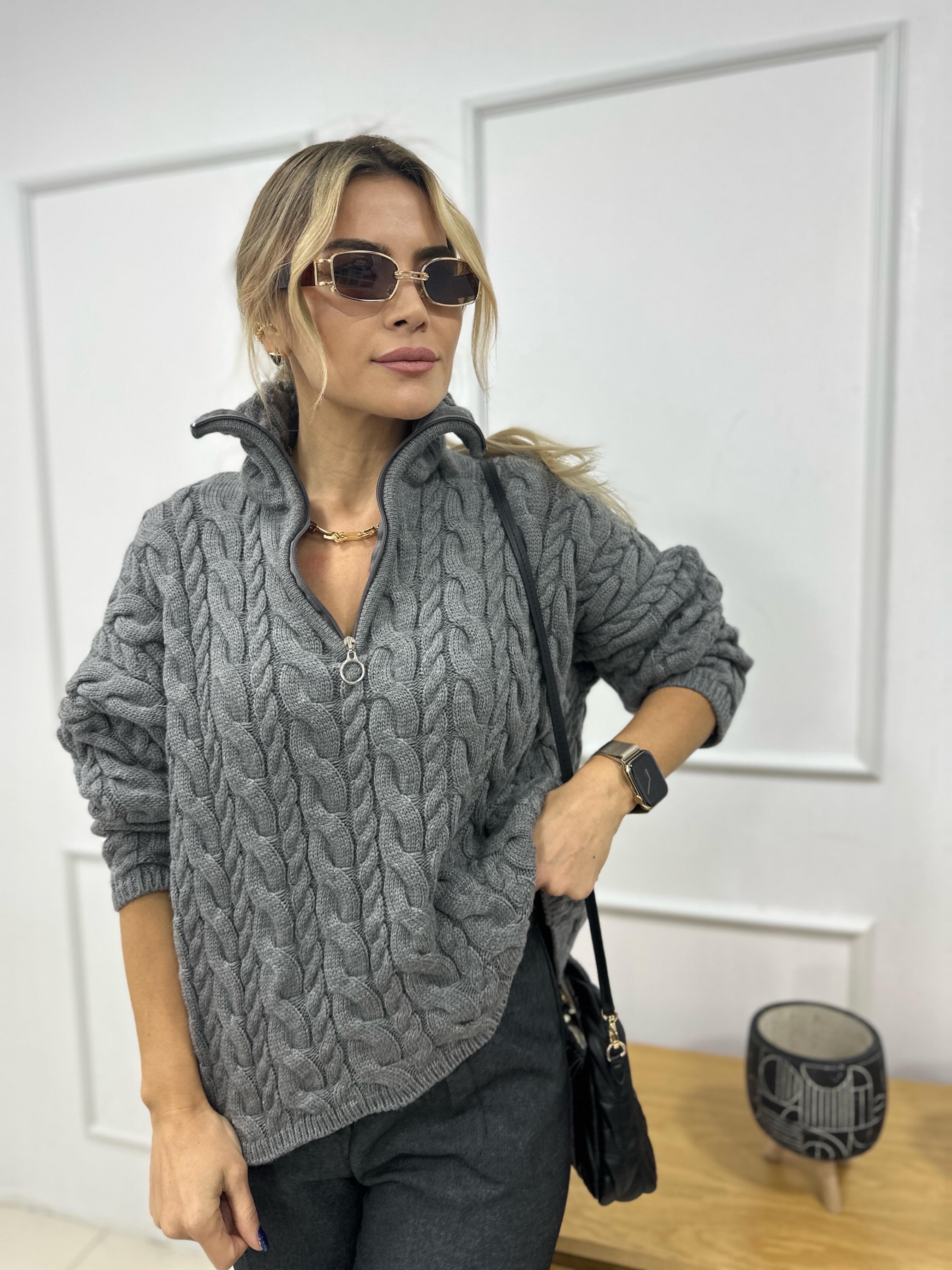 Gri Oversize Fermuarlı Triko Kazak