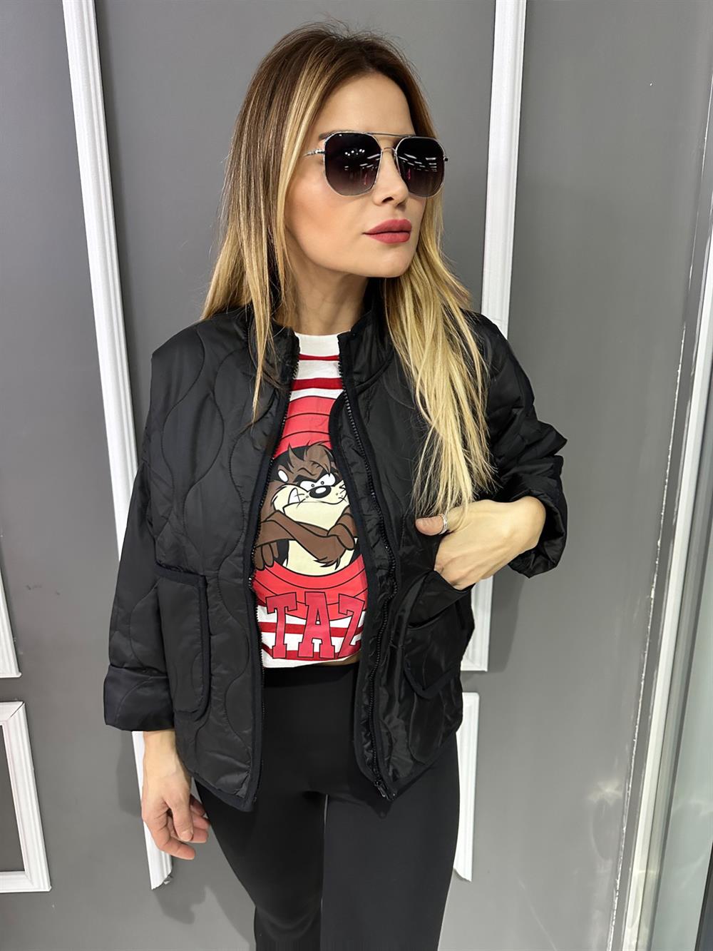 HF Siyah Kapitone Ceket 