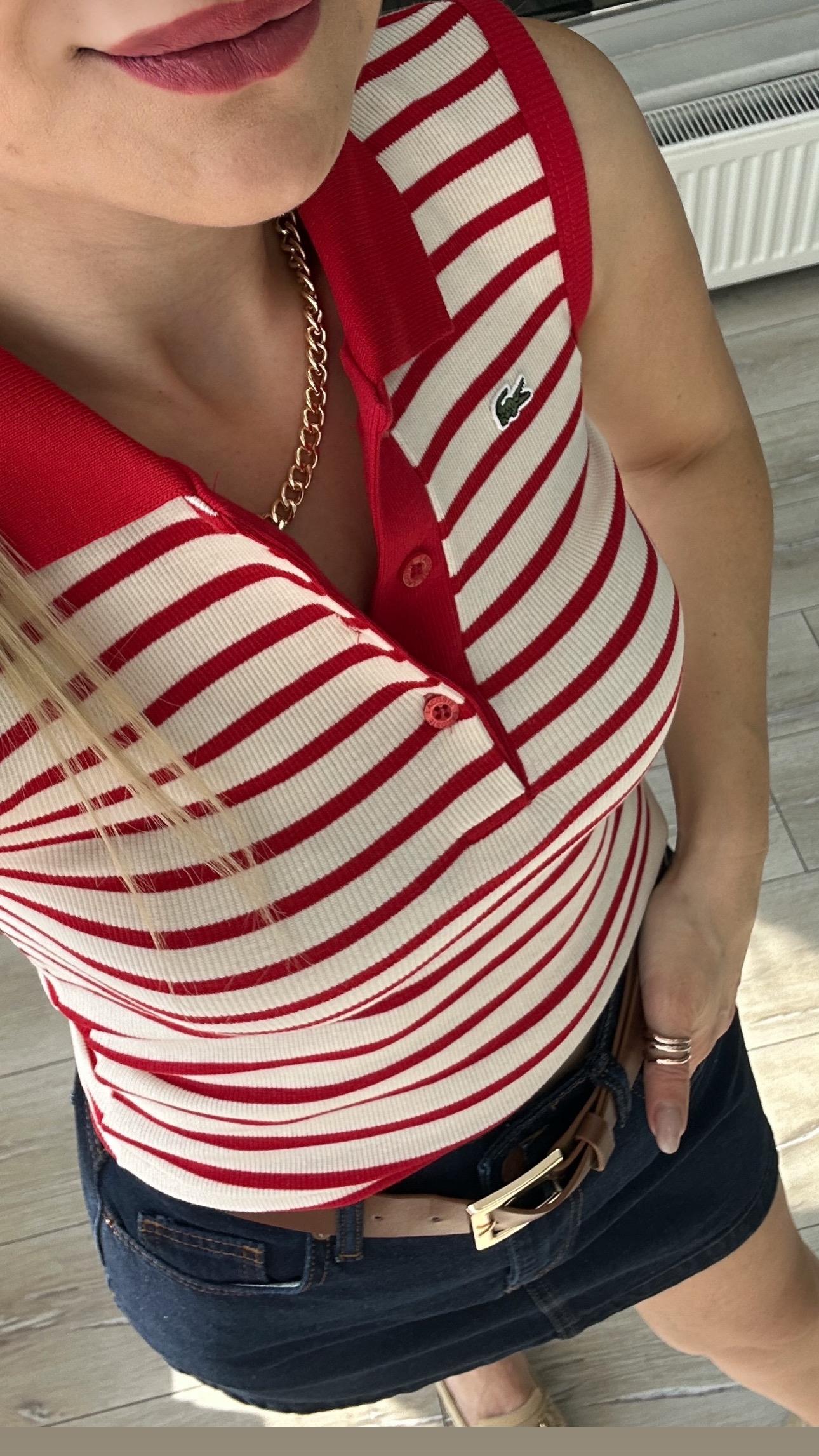 Kırmızı Çizgili Atlet