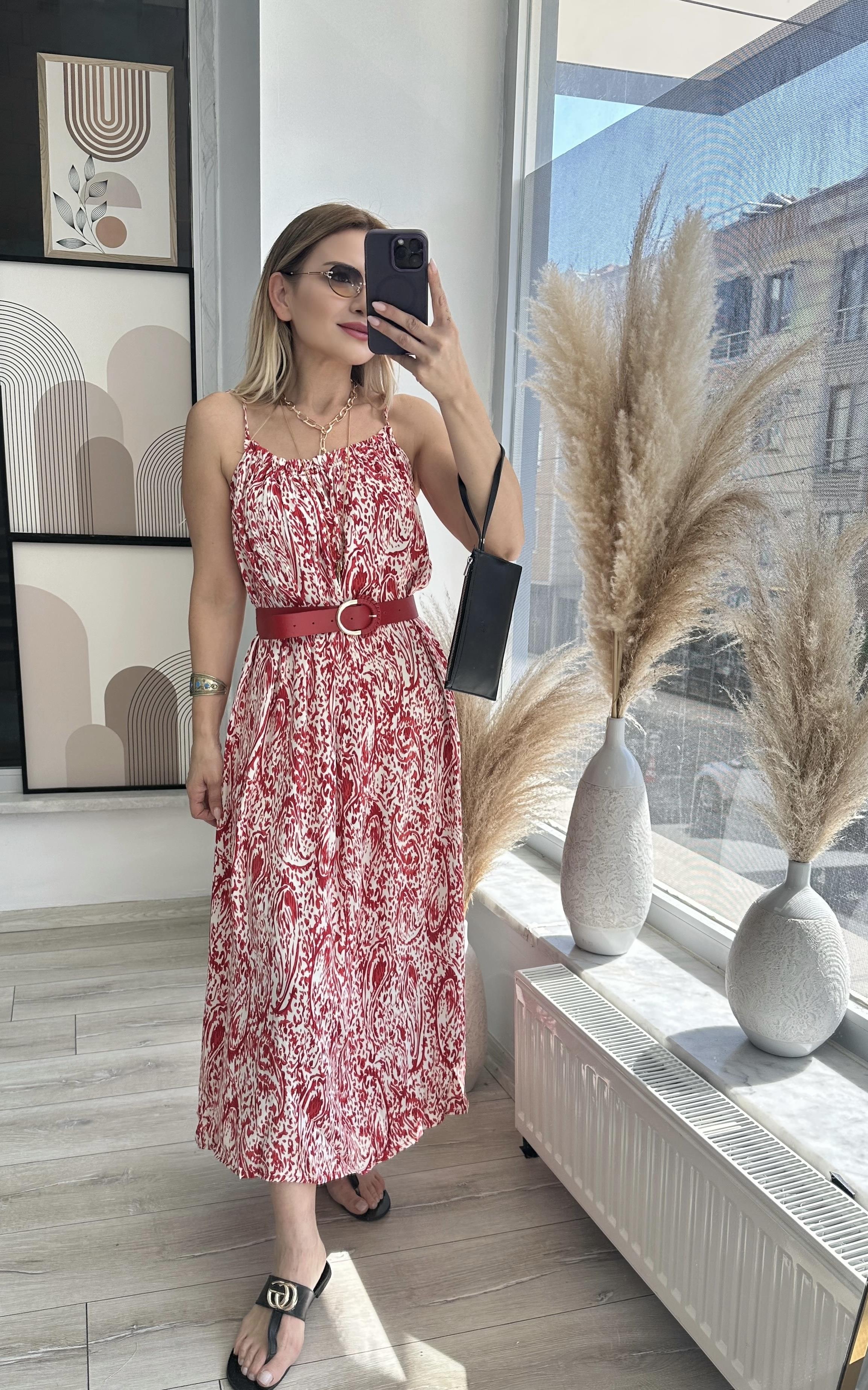 Kırmızı Desenli Askılı Elbise 