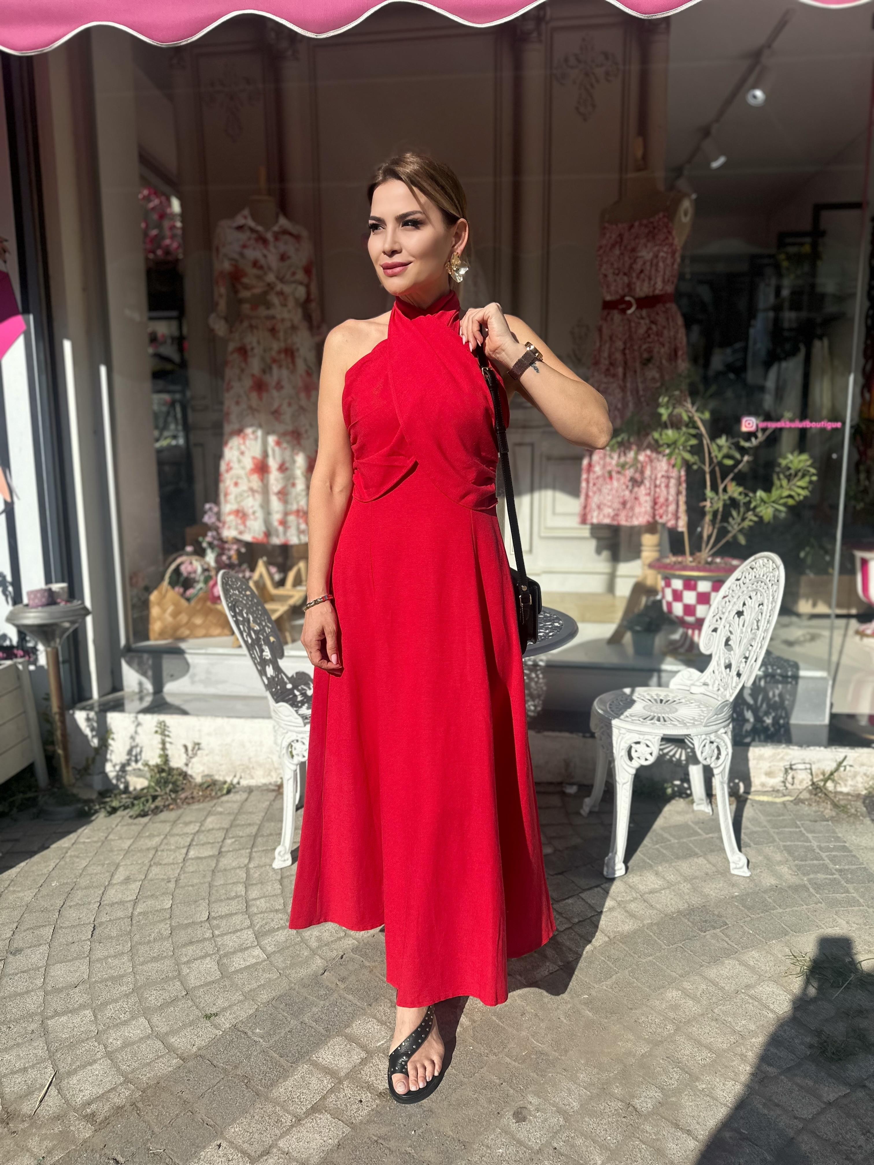 Kırmızı Keten Boyundan Bağlamalı Elbise