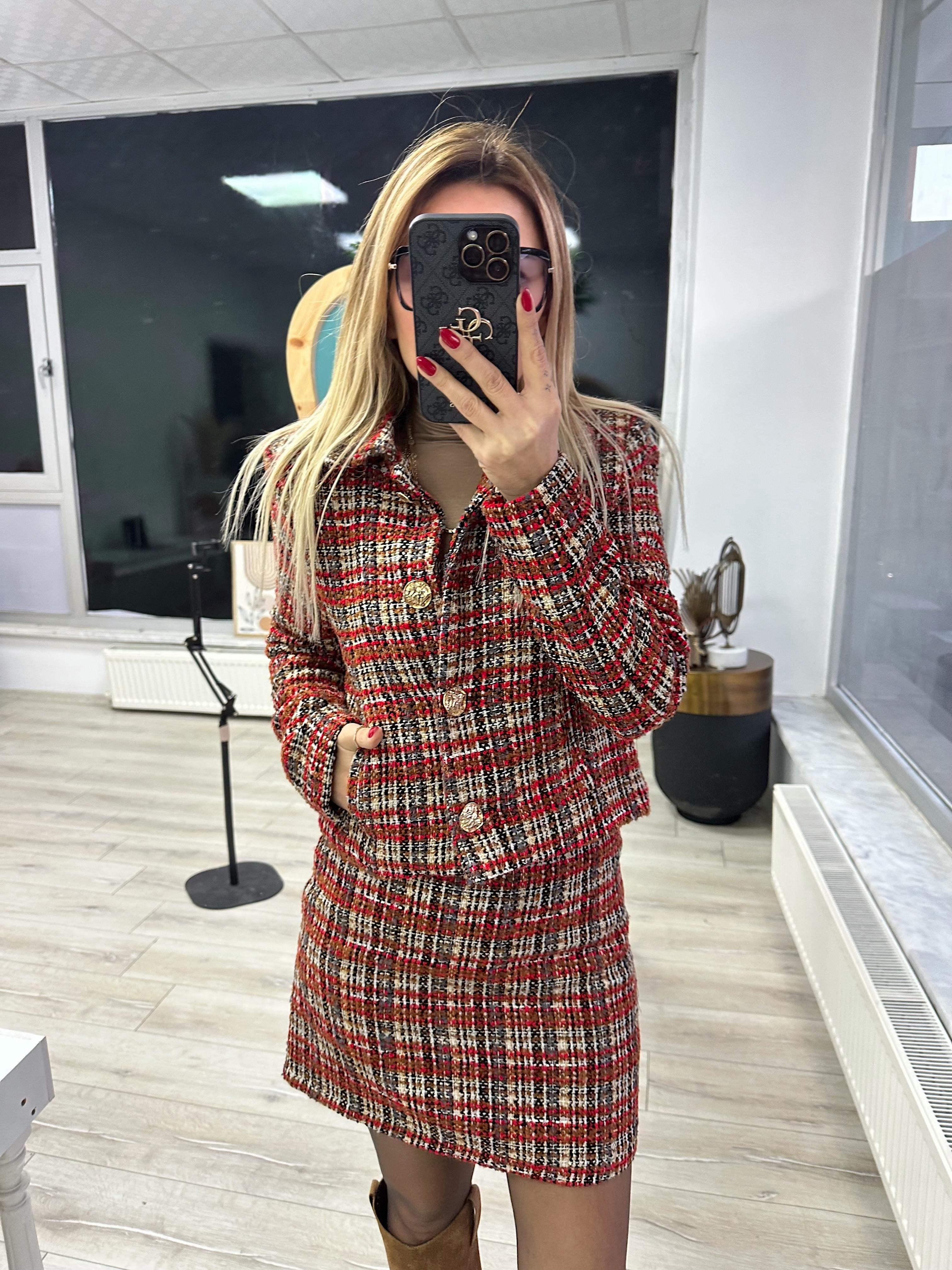Kırmızı Tüvit Ceket Etek Takım