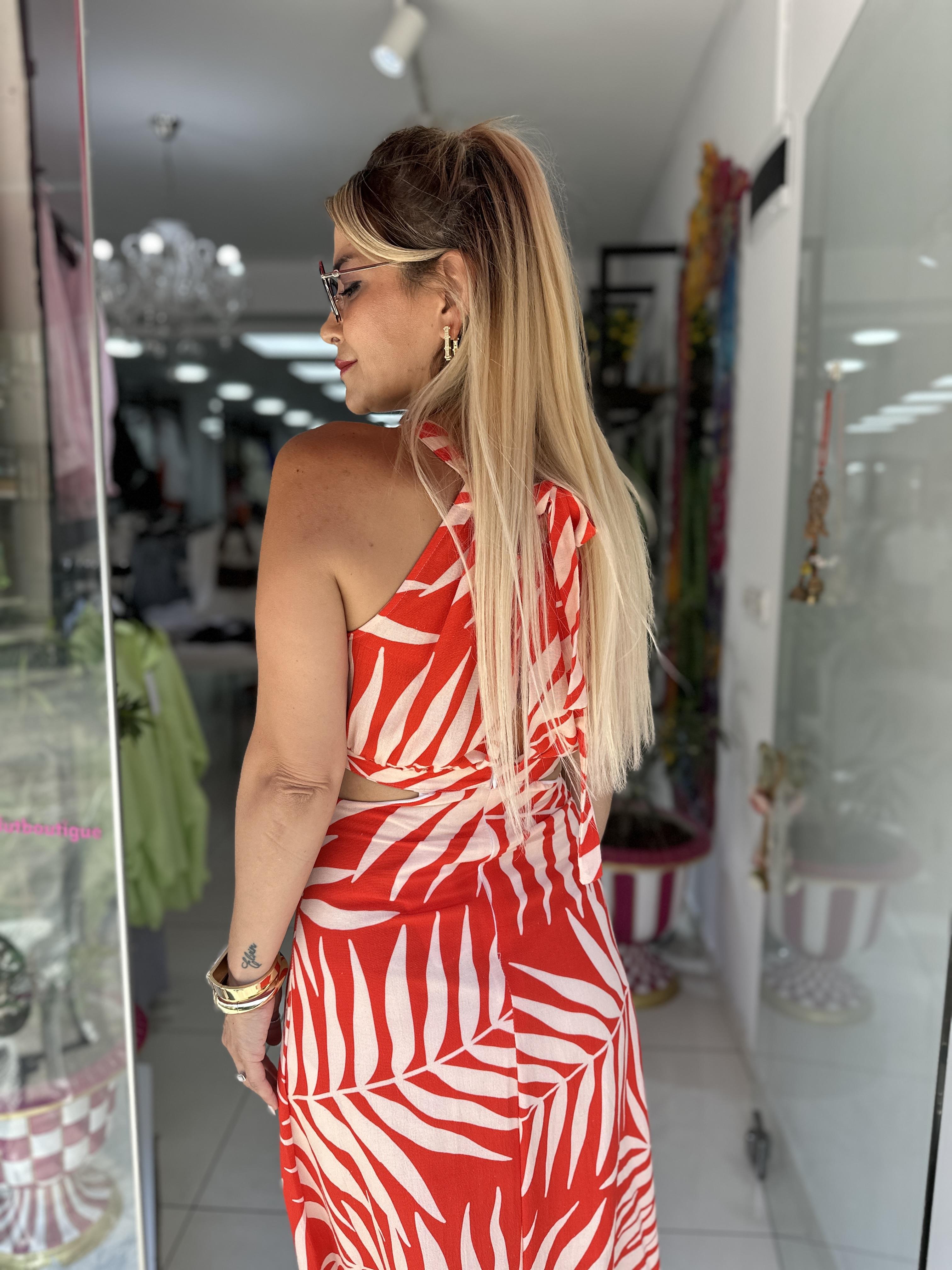 Kırmızı Yan Pencere Detay Elbıse