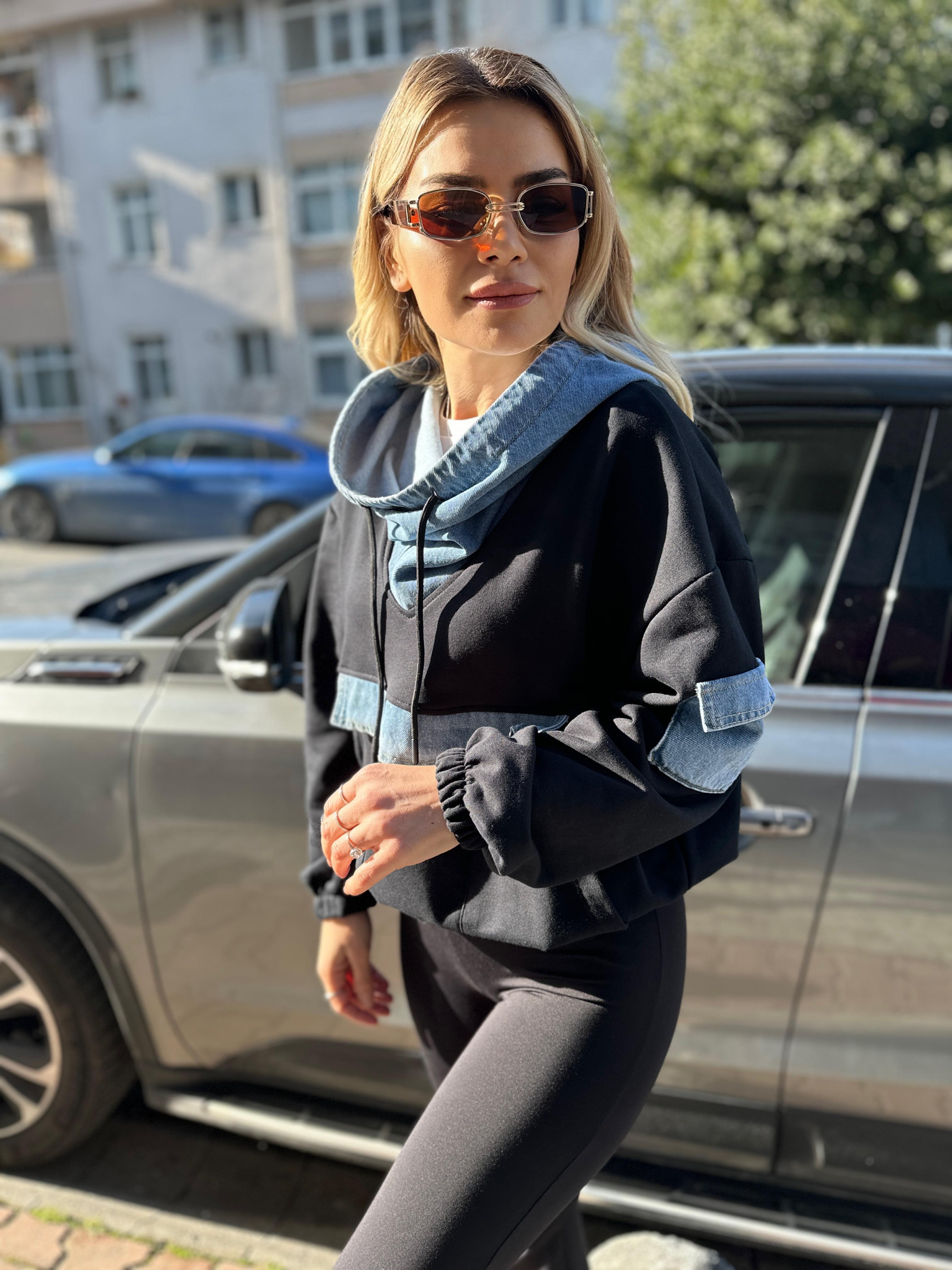 Kot Detaylı Siyah Tasarım Sweat 