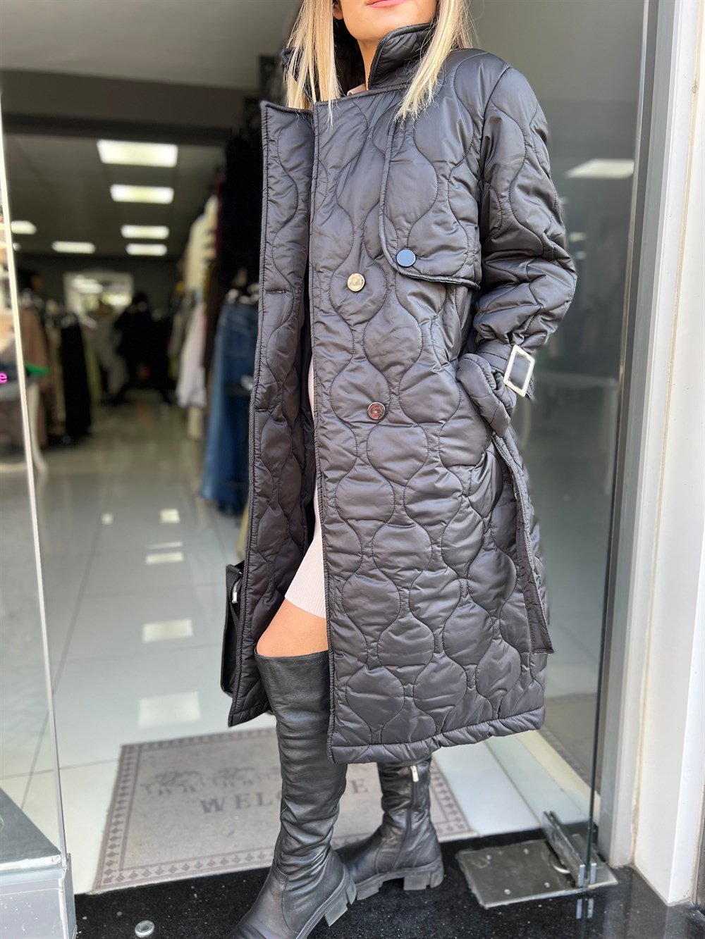 LF Siyah Uzun Şişme Mont