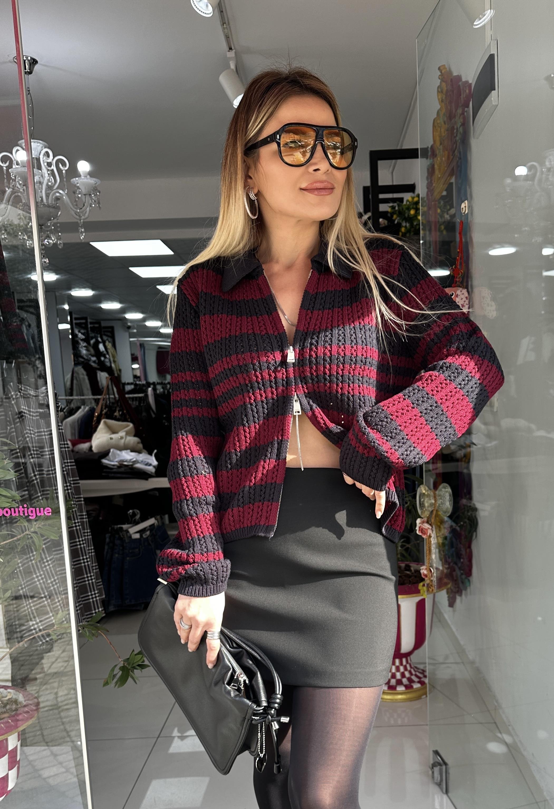 Polo Yaka Çizgili Triko Hırka