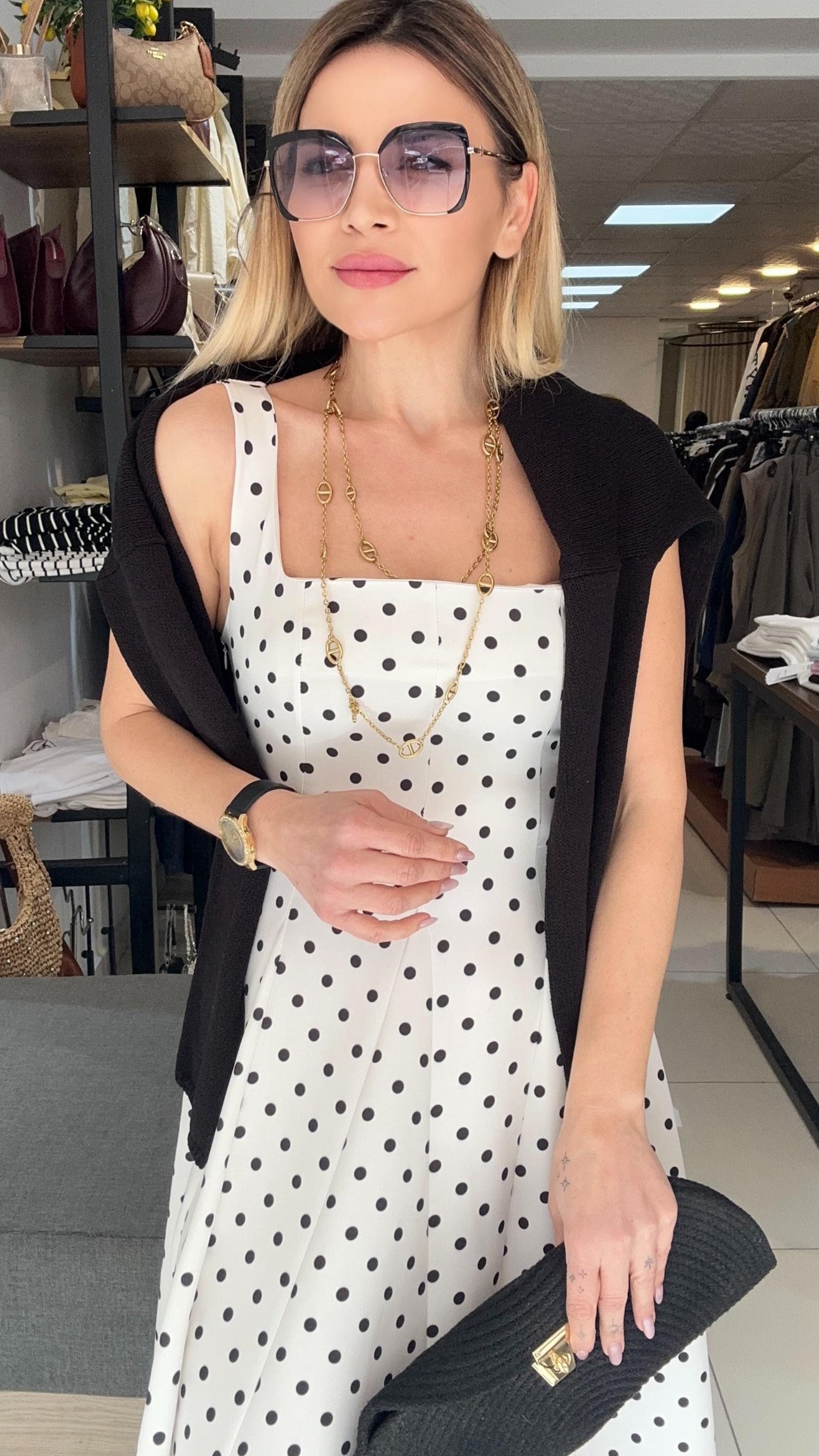 Puantiyeli Beyaz Elbise