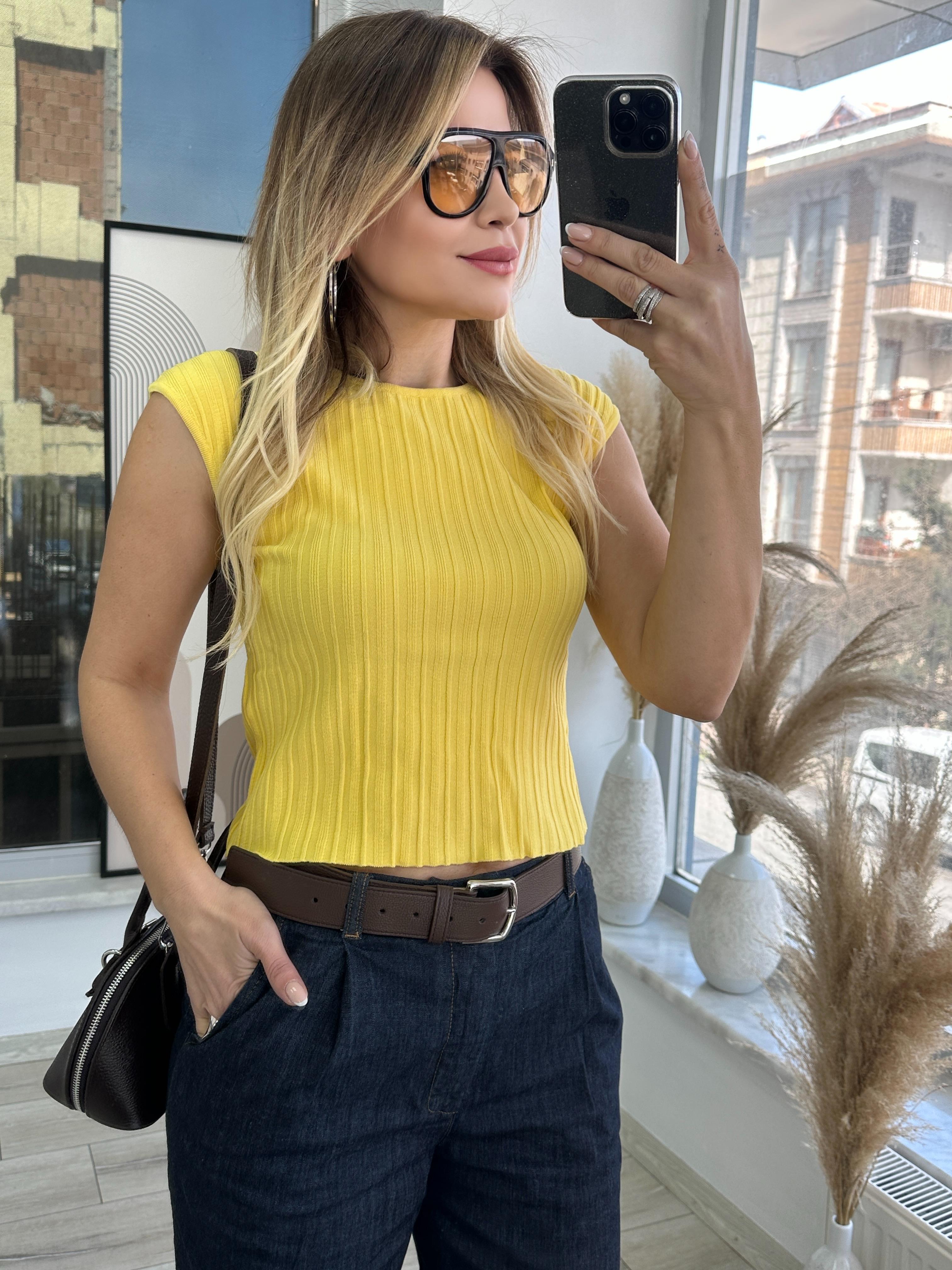 Sarı Bisiklet Yaka Fitilli İnce Triko Bluz 