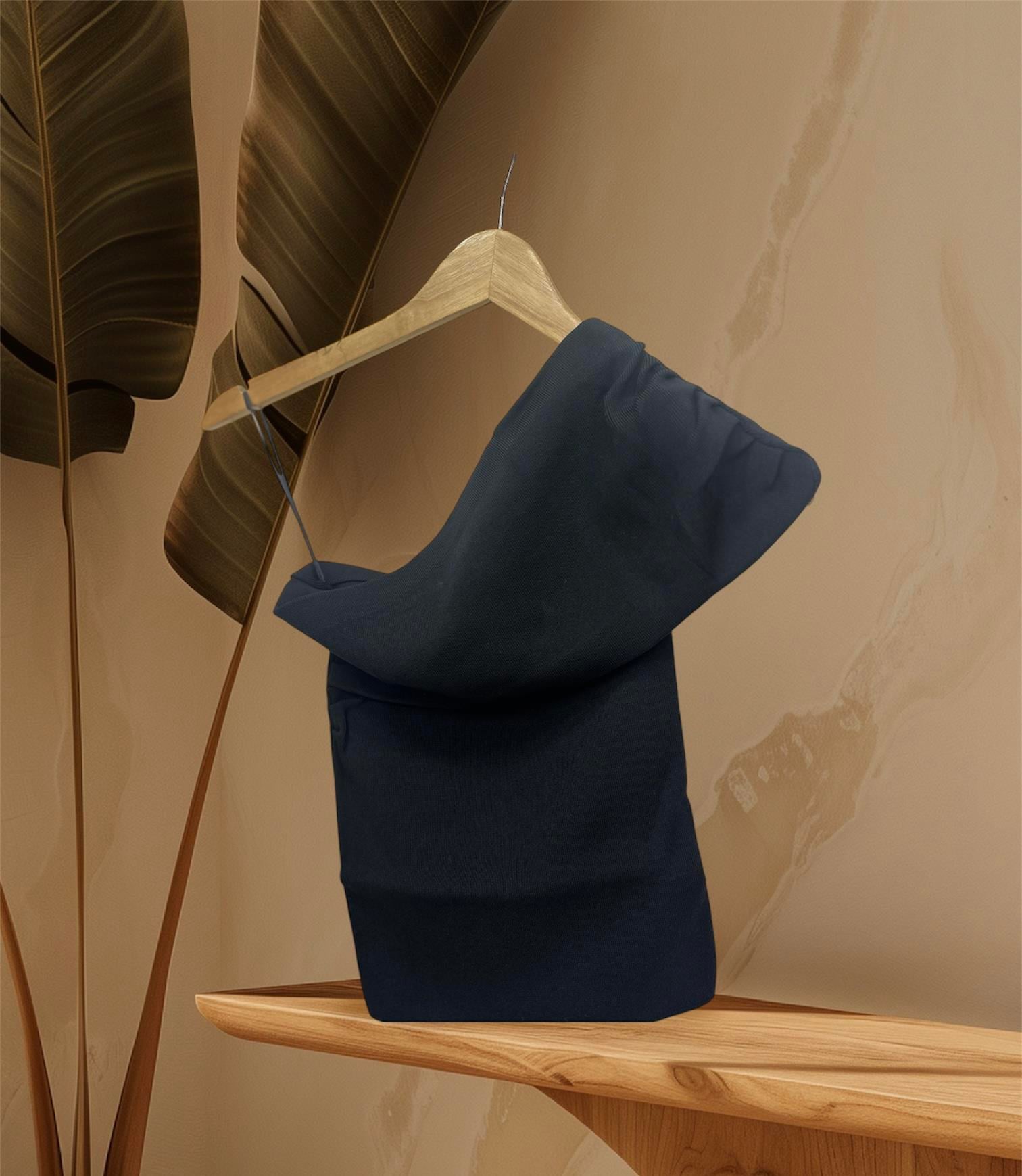 Siyah Asimetrik Triko Bluz