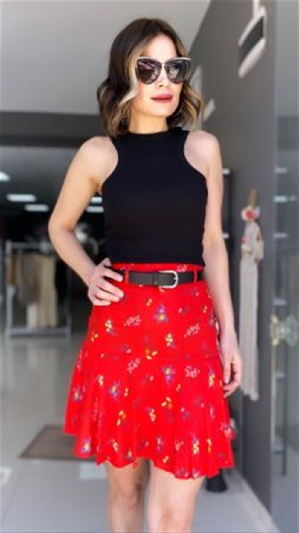 SİYAH HALTER YAKA CROP