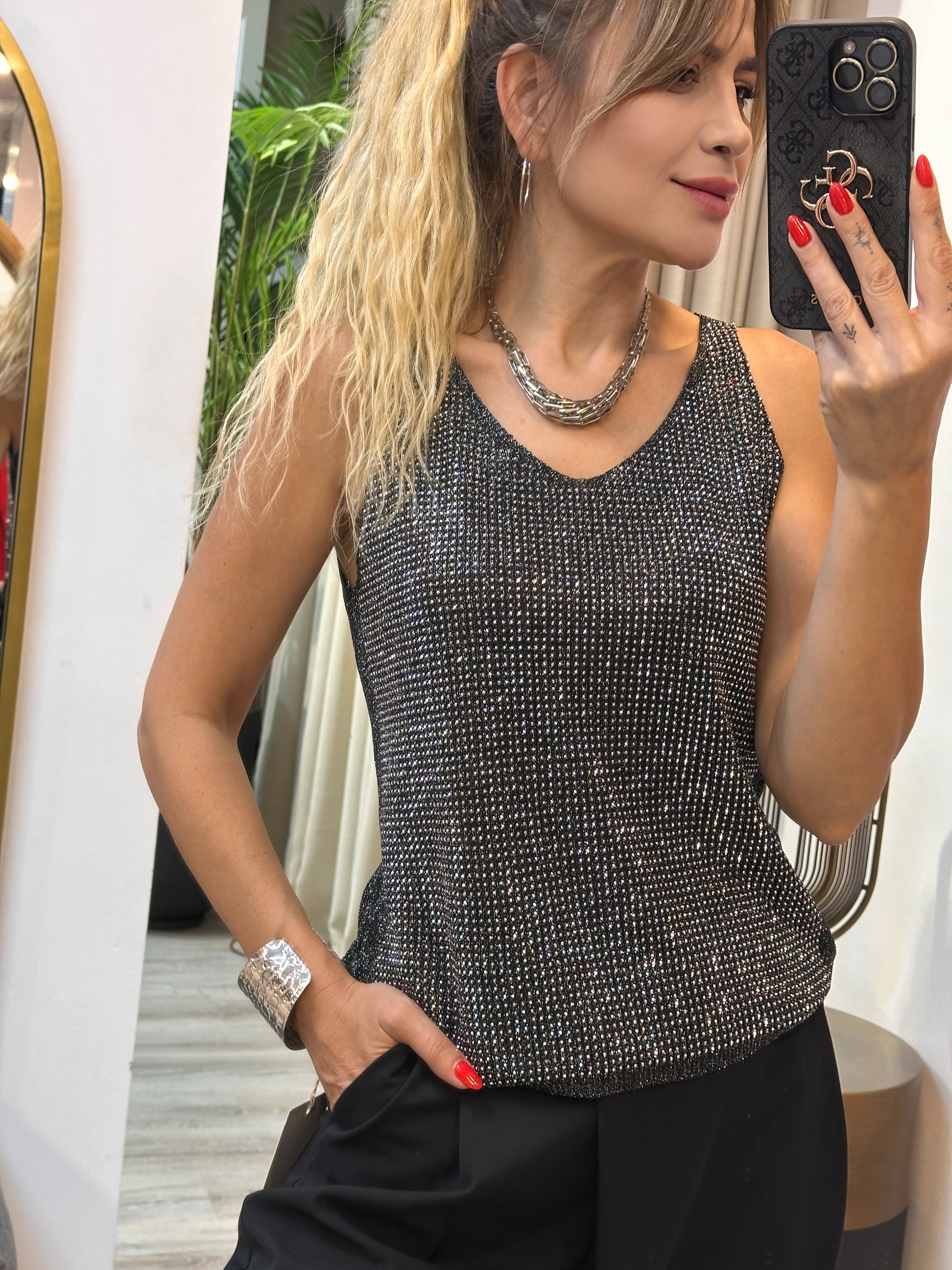 Siyah Taşlı Bluz