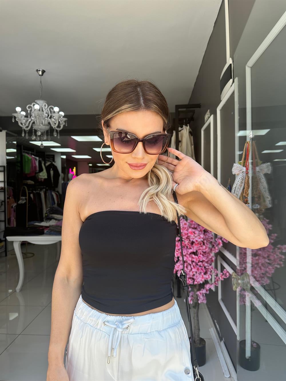Straplez Siyah Crop 