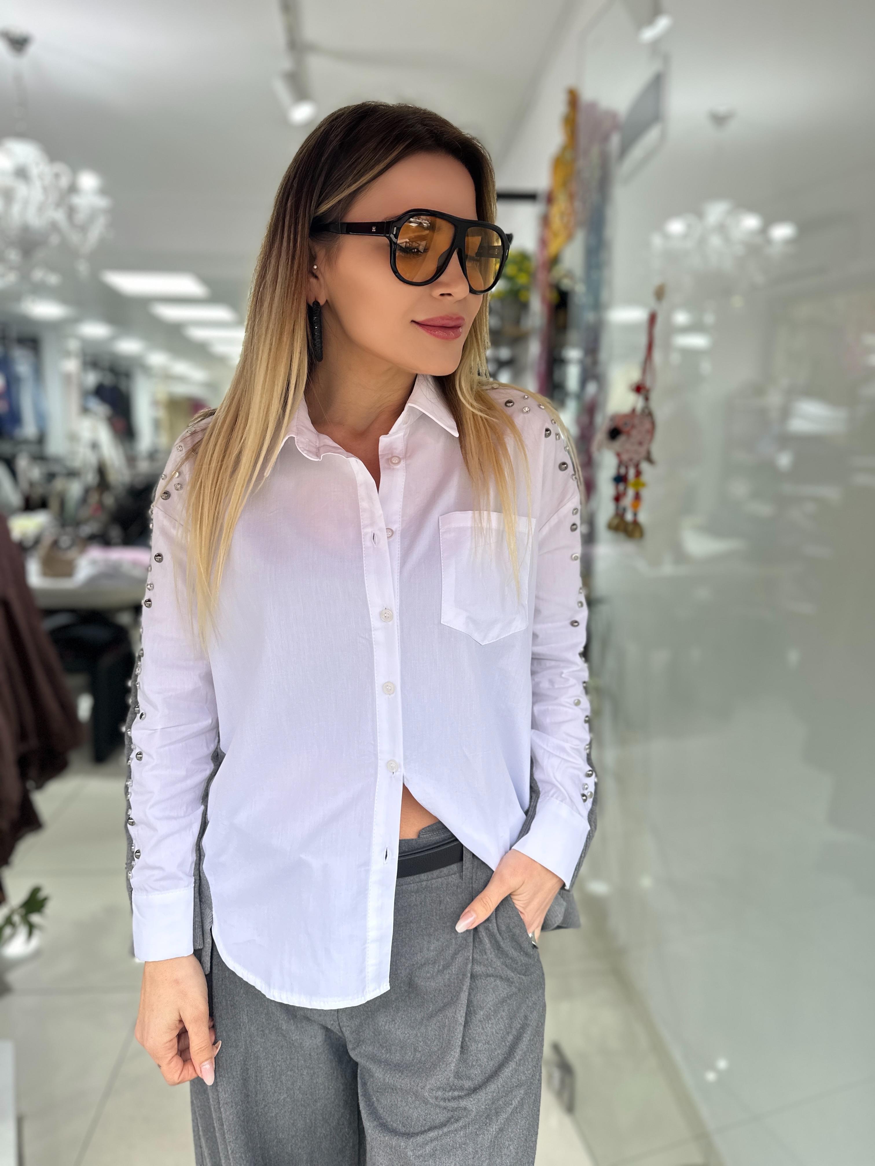 Triko Detaylı Taşlı Poplin Gömlek 