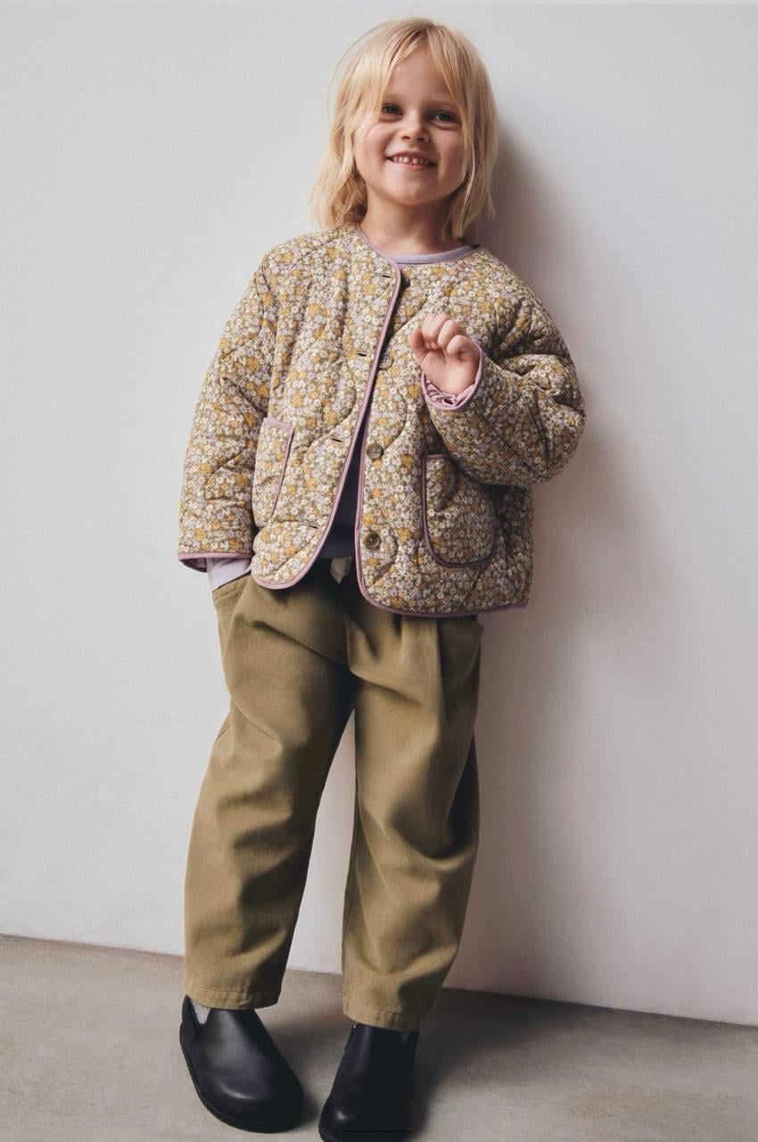 ÇİÇEK DESENLİ KAPİTONE CEKET