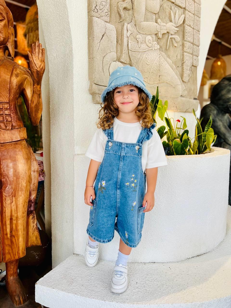 ÇİÇEK NAKIŞLI ŞORTLU DENİM SALOPET