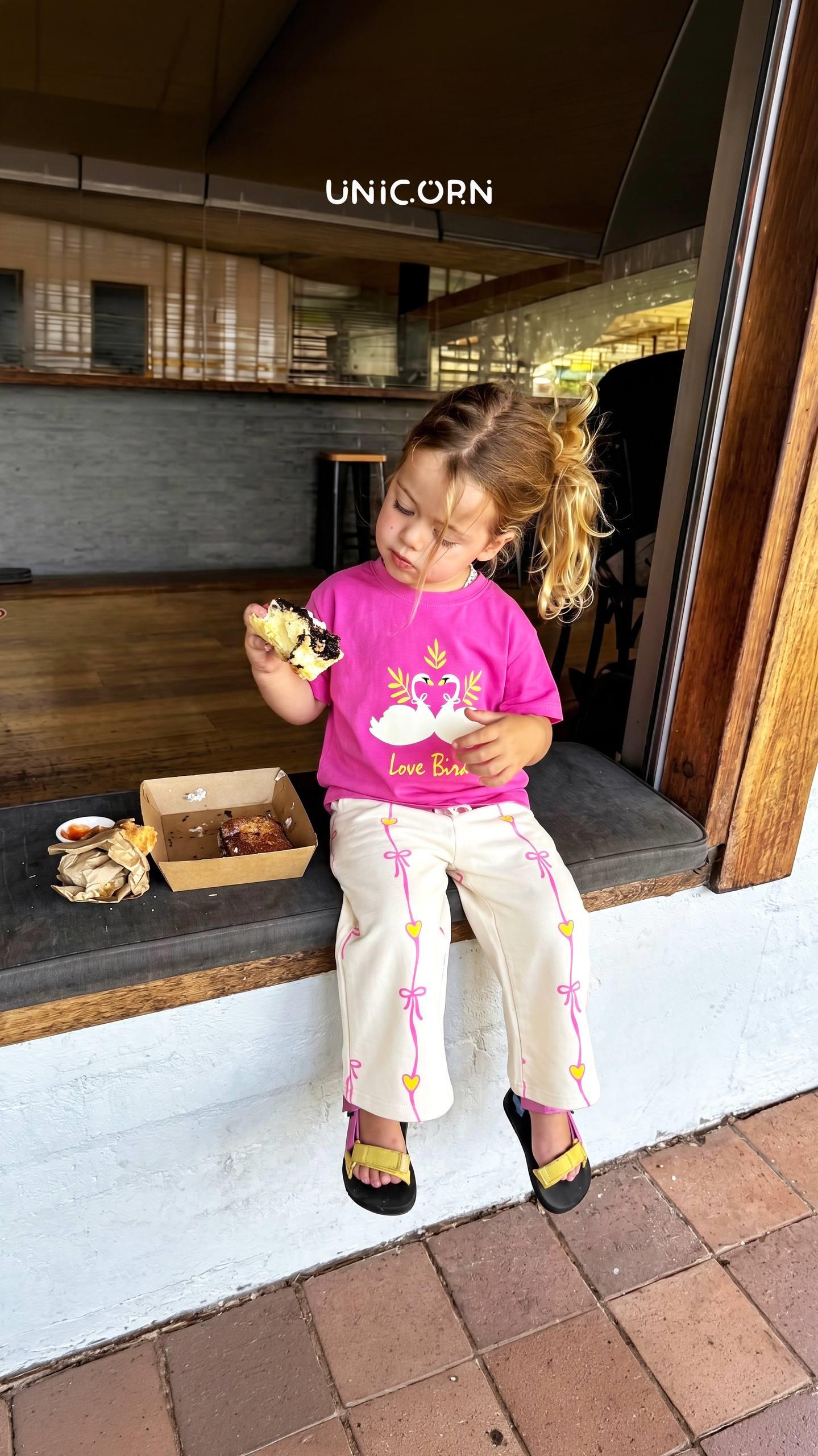 UNICORN PINKY SWAN TAKIM