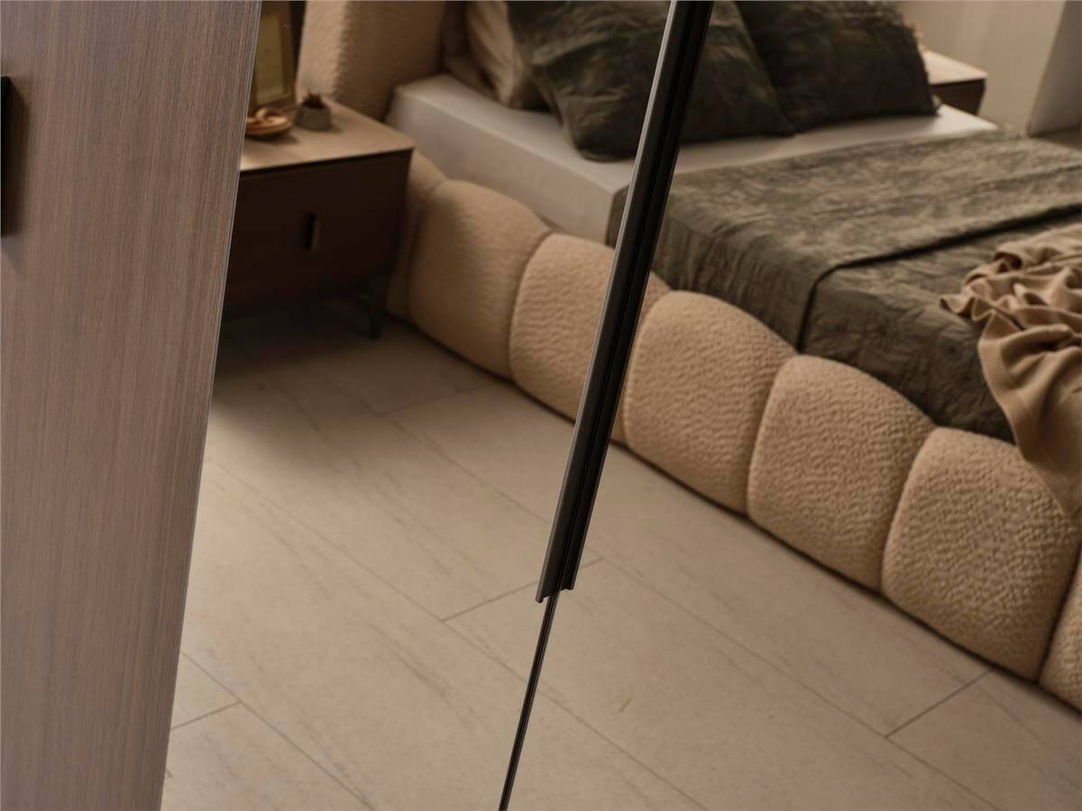 Aura Ceviz 6 Kapaklı Dolap