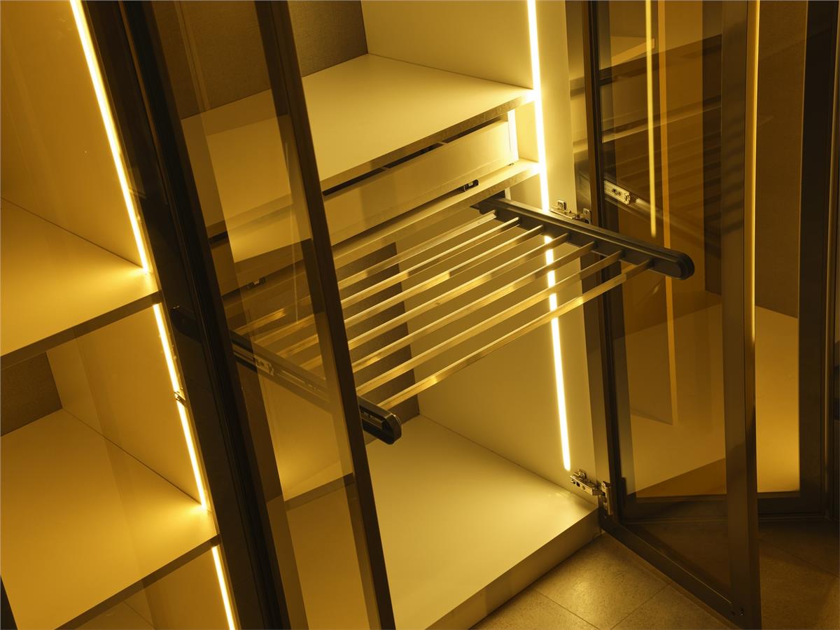 İnfinity 2 Kapaklı Mücevherlikli Dolap