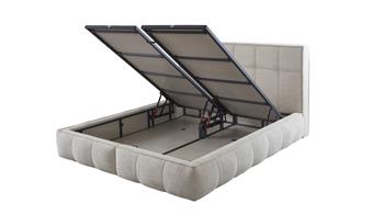 Pera Baza ve Başlık