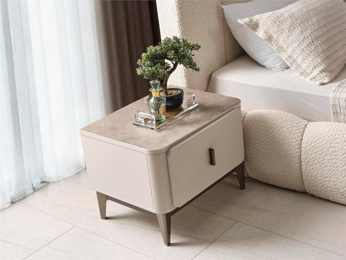 Aura Soft Komodin
