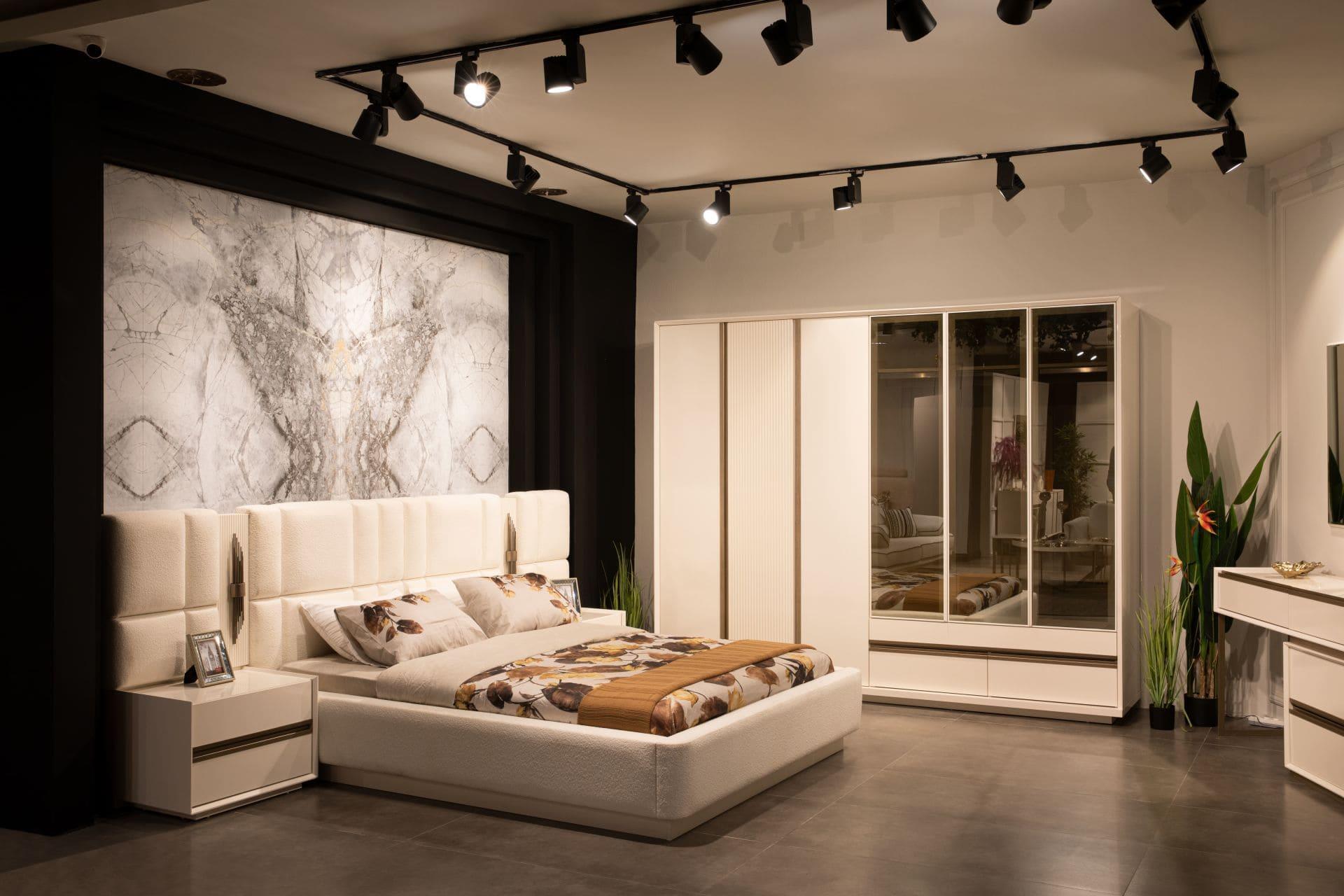 Aura Bed Room Set