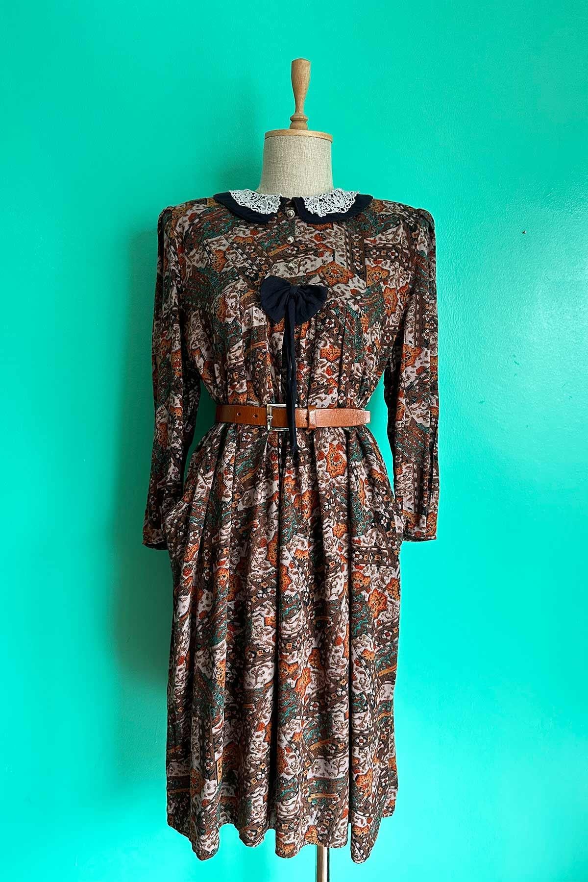 Vintage Bebe Yaka Elbise