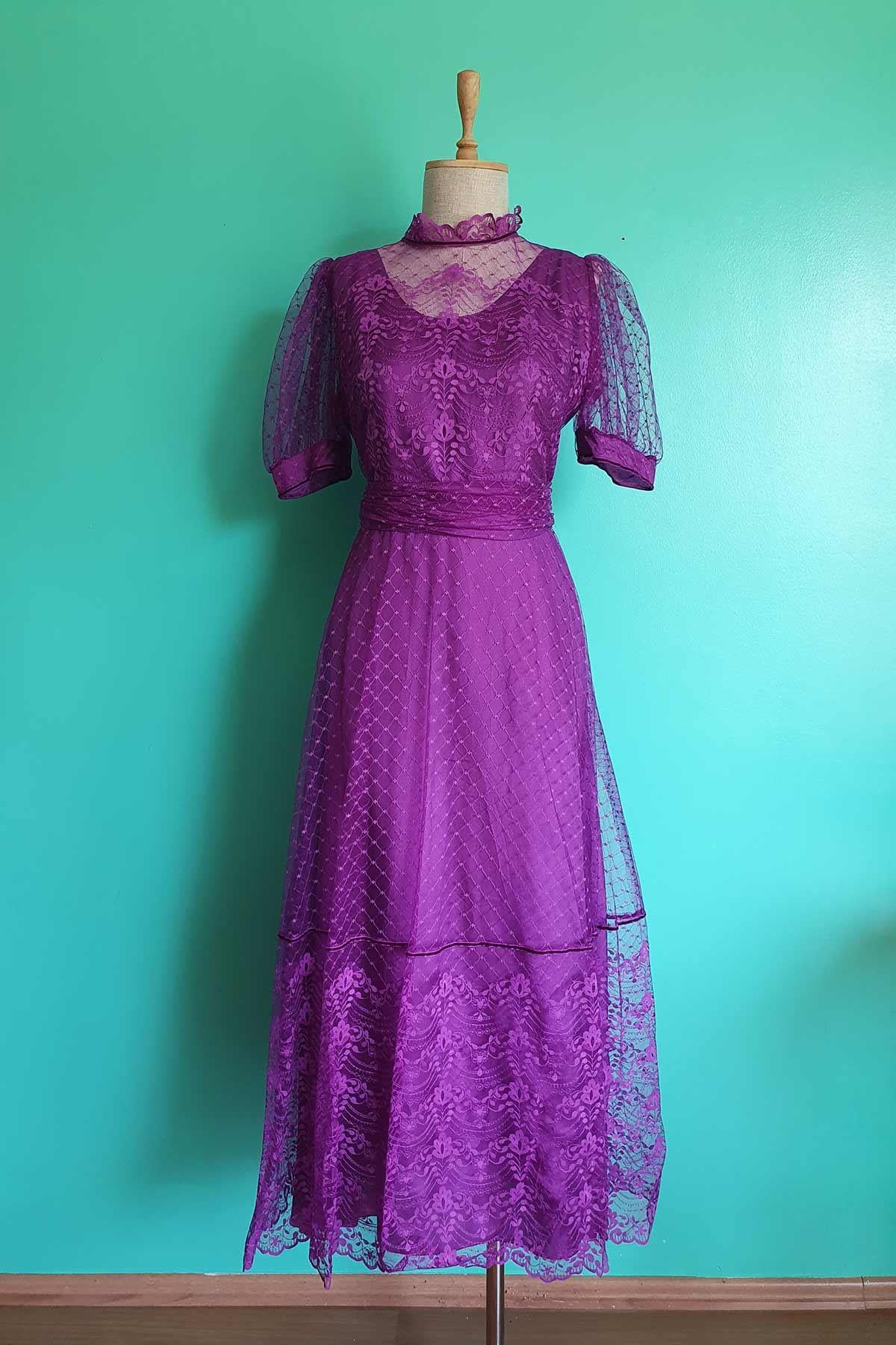 Vintage Mor Gece Elbisesi