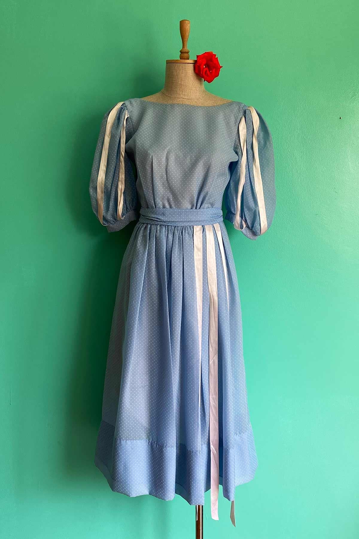 Vintage Sırt Dekolteli Elbise