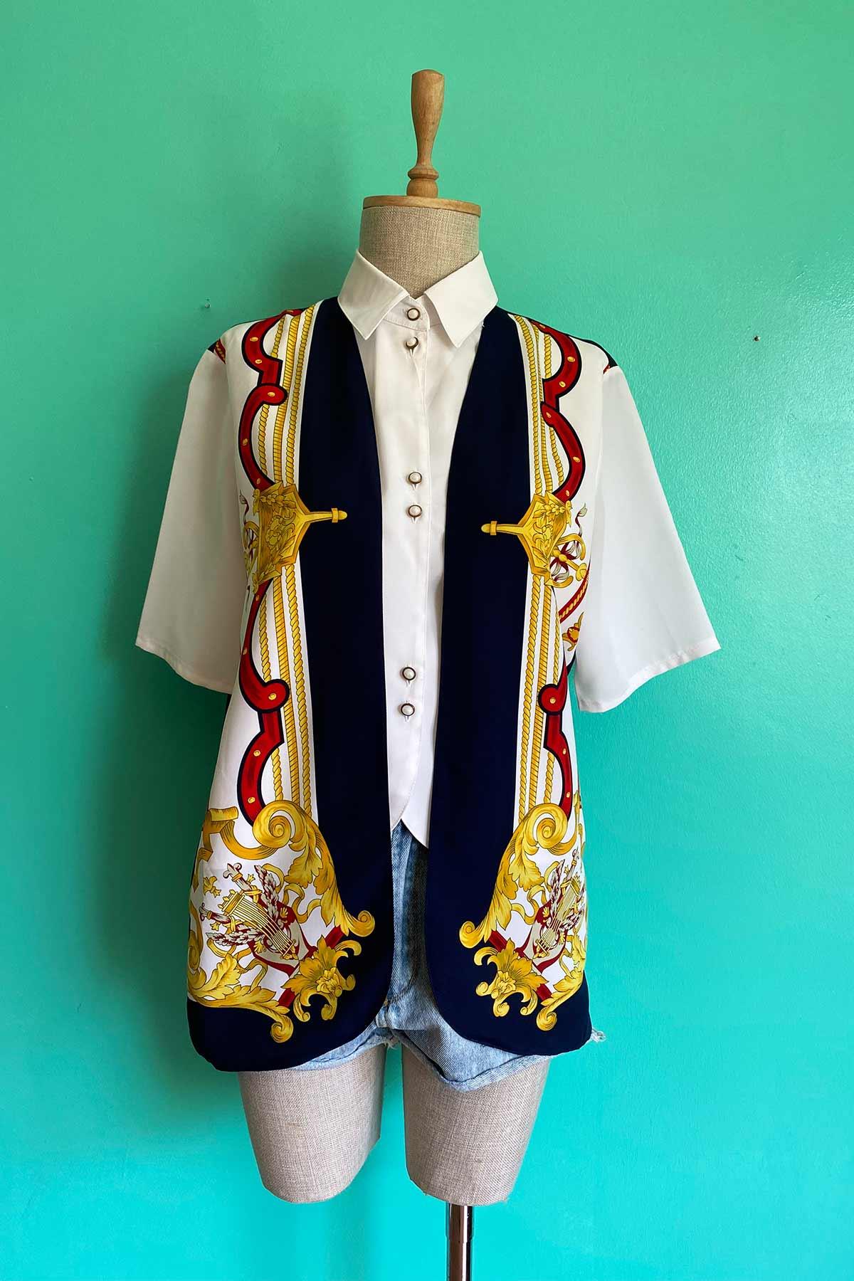 Vintage Barok Desen Yelek Modelli Beyaz Gömlek