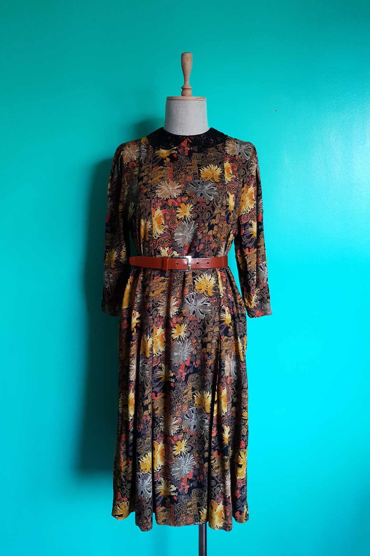 Vintage Bebe Yaka Viskon Elbise