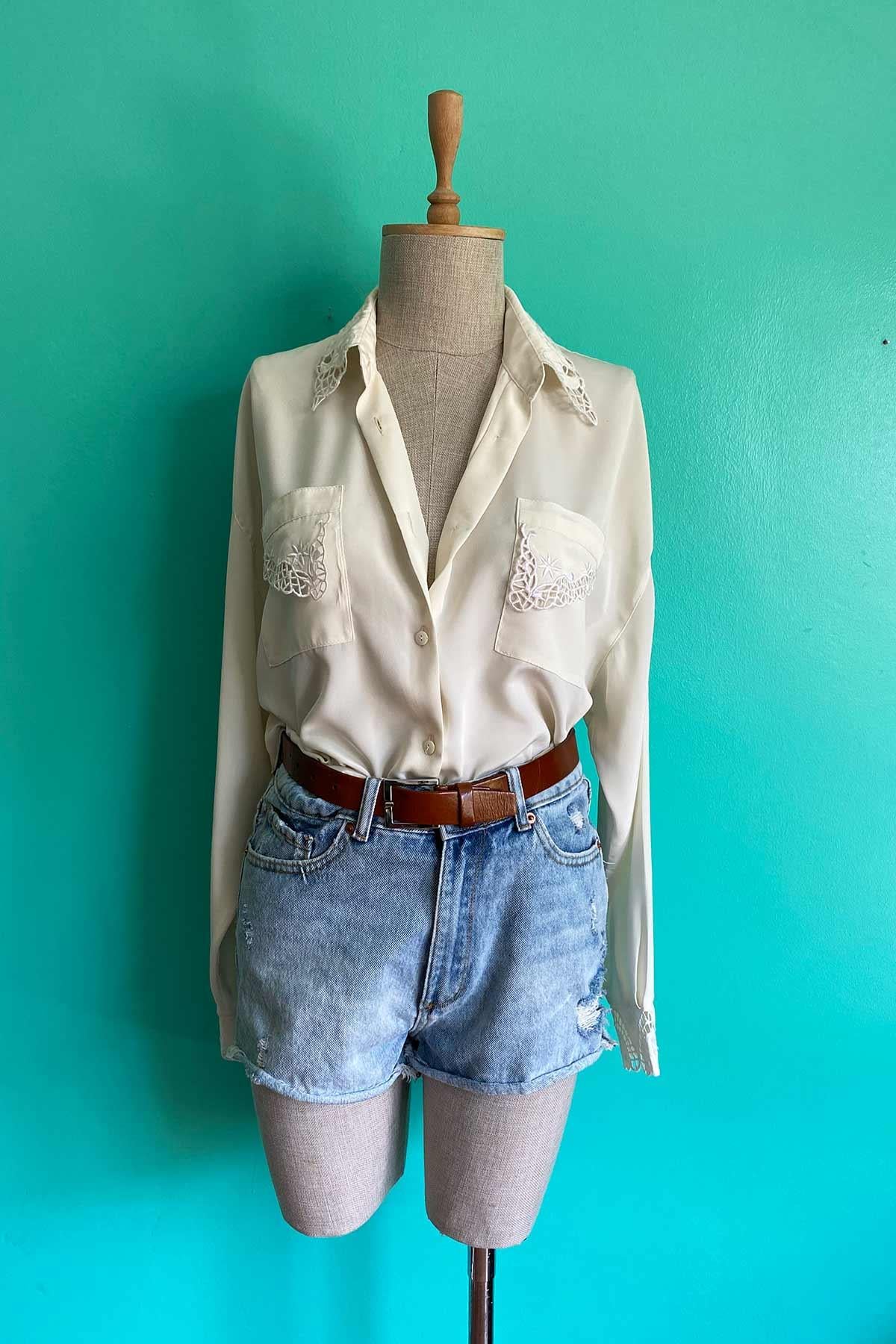 Vintage Belik İşi Beyaz Gömlek