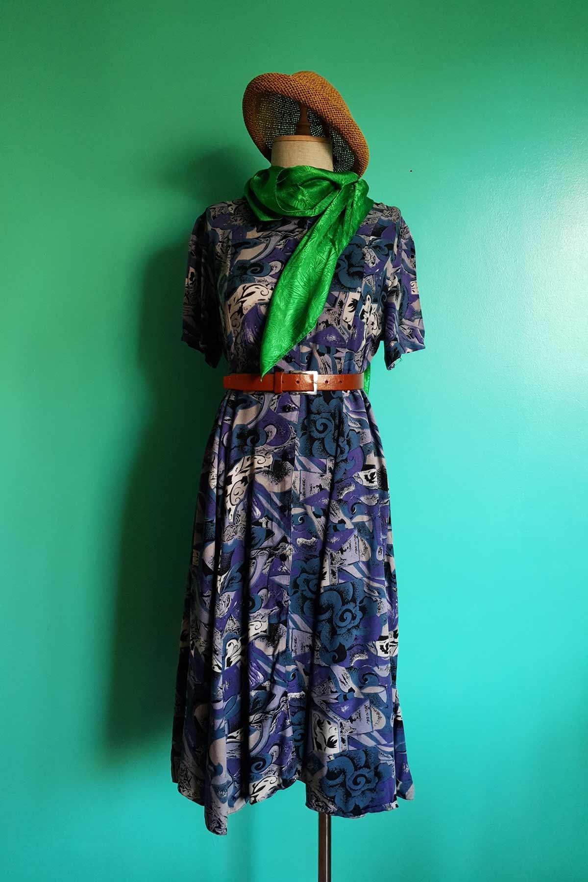 Vintage Desenli Viskon Elbise