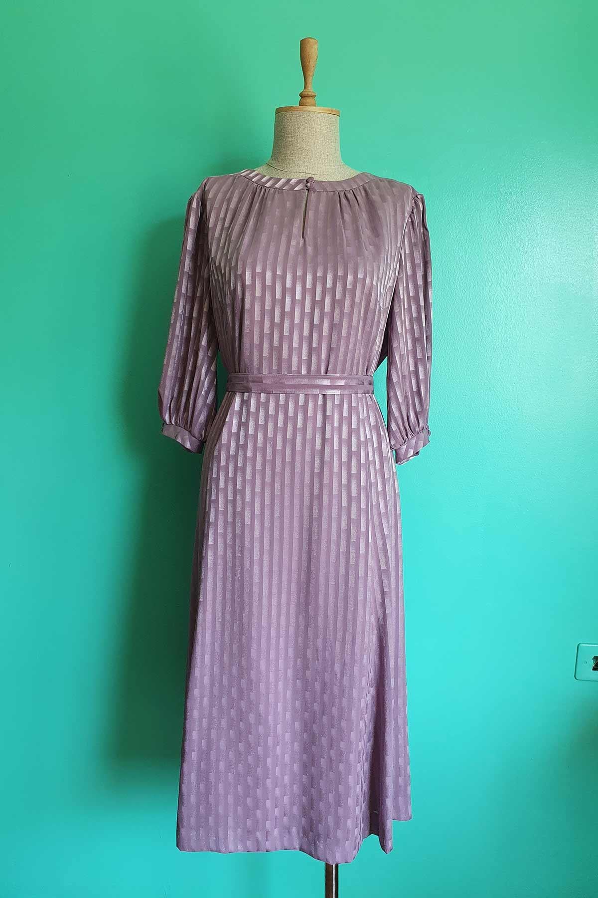 Vintage Kuşaklı Elbise