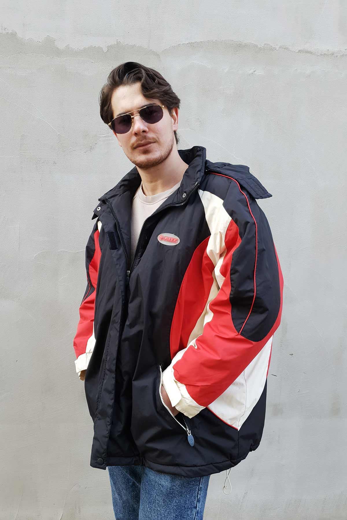 Vintage Outdoor Mont