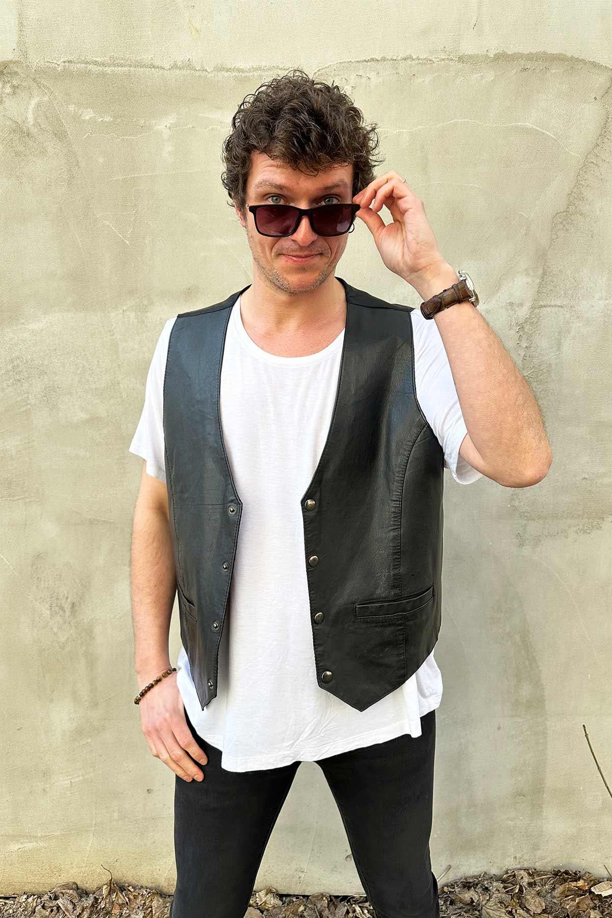 Vintage Siyah Deri Yelek