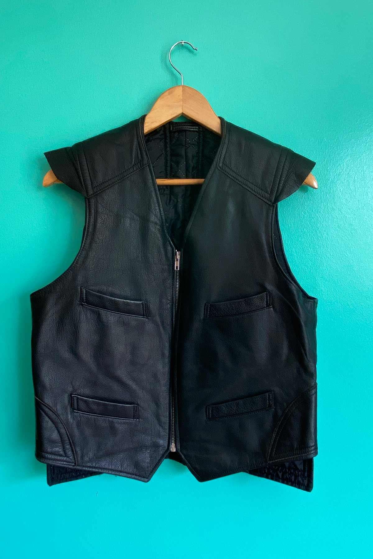 Vintage Siyah Deri Yelek