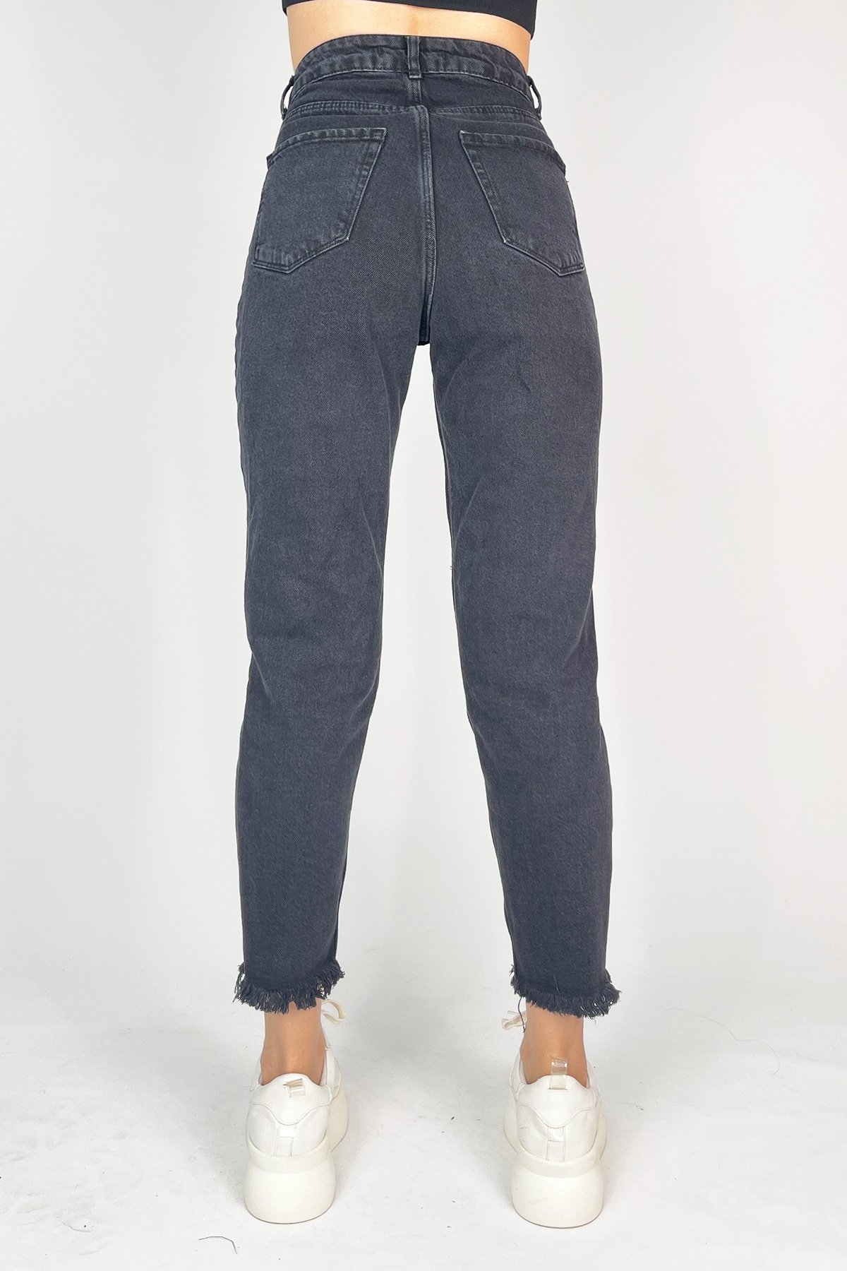 Rus pornosi: Dadasi qizini yalangoch holda kordi