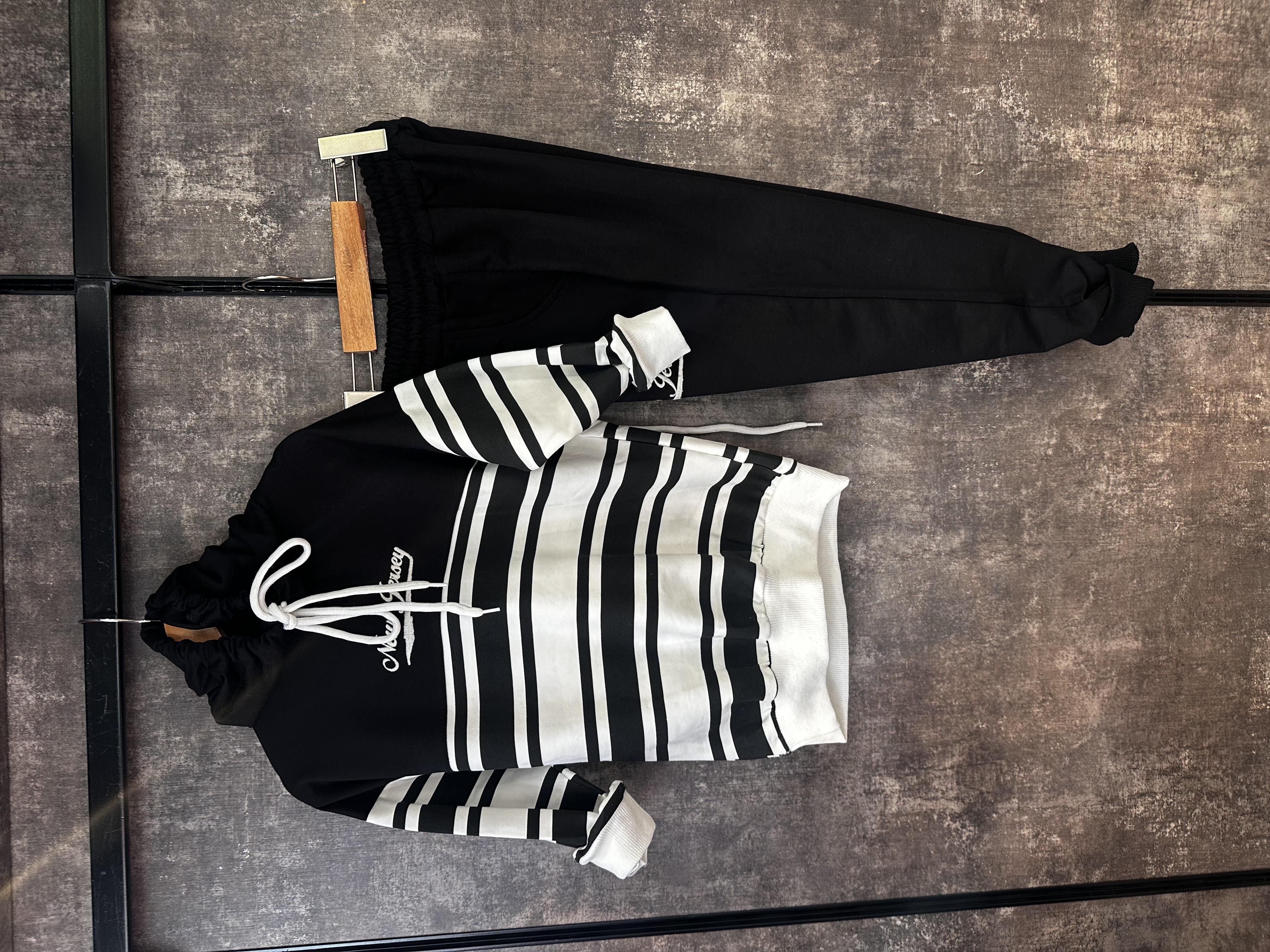 SİYAH CASUAL TAKIMÇOCUKCABUTİK