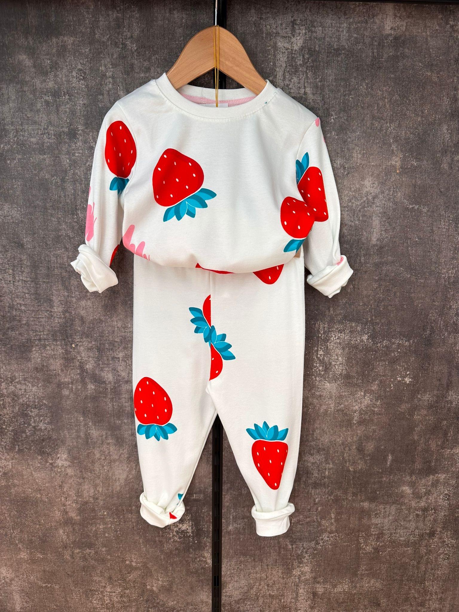 Beyaz Çilek Pijama ÇOCUKCABUTİK