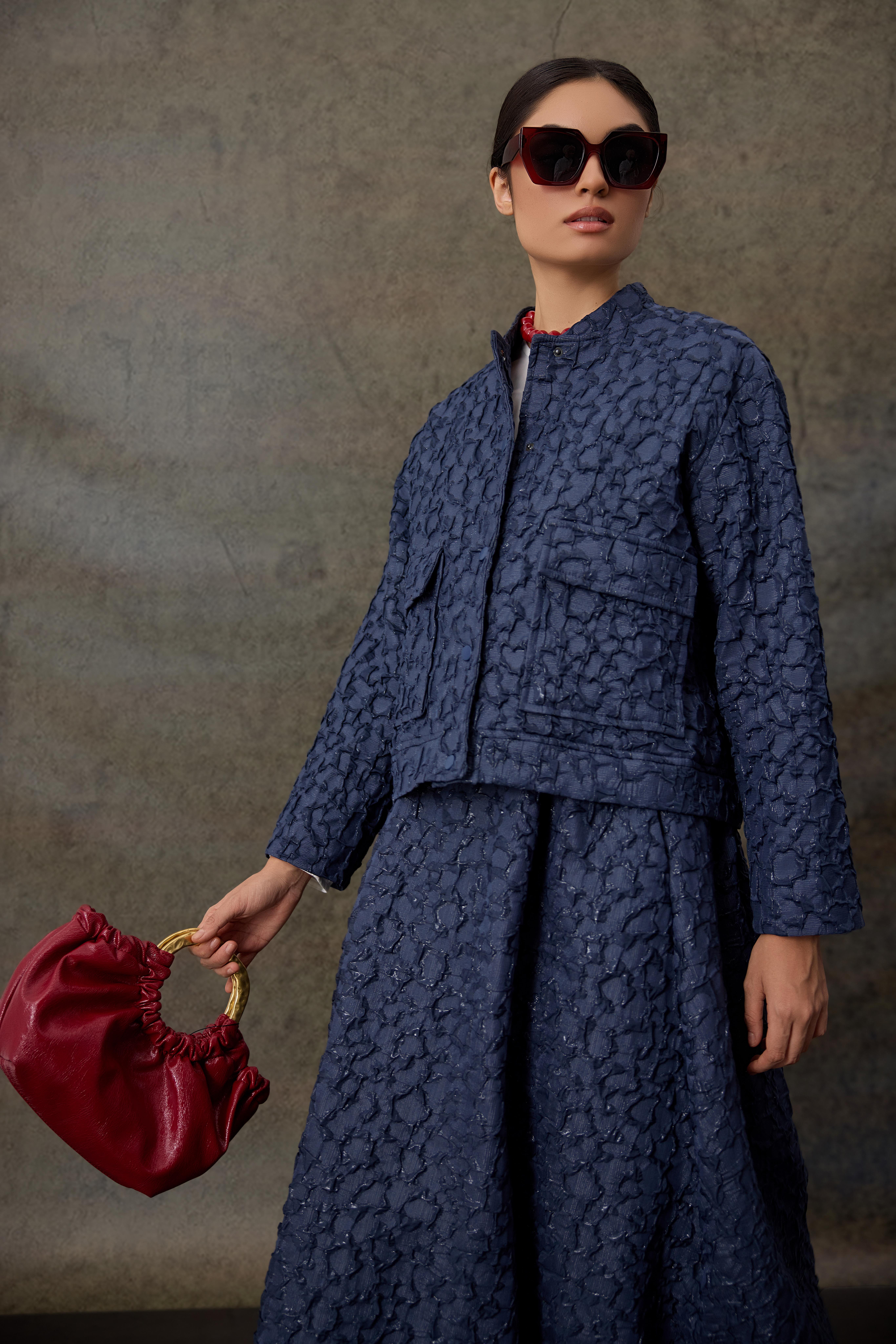 Lacivert Jakar Kısa Ceket