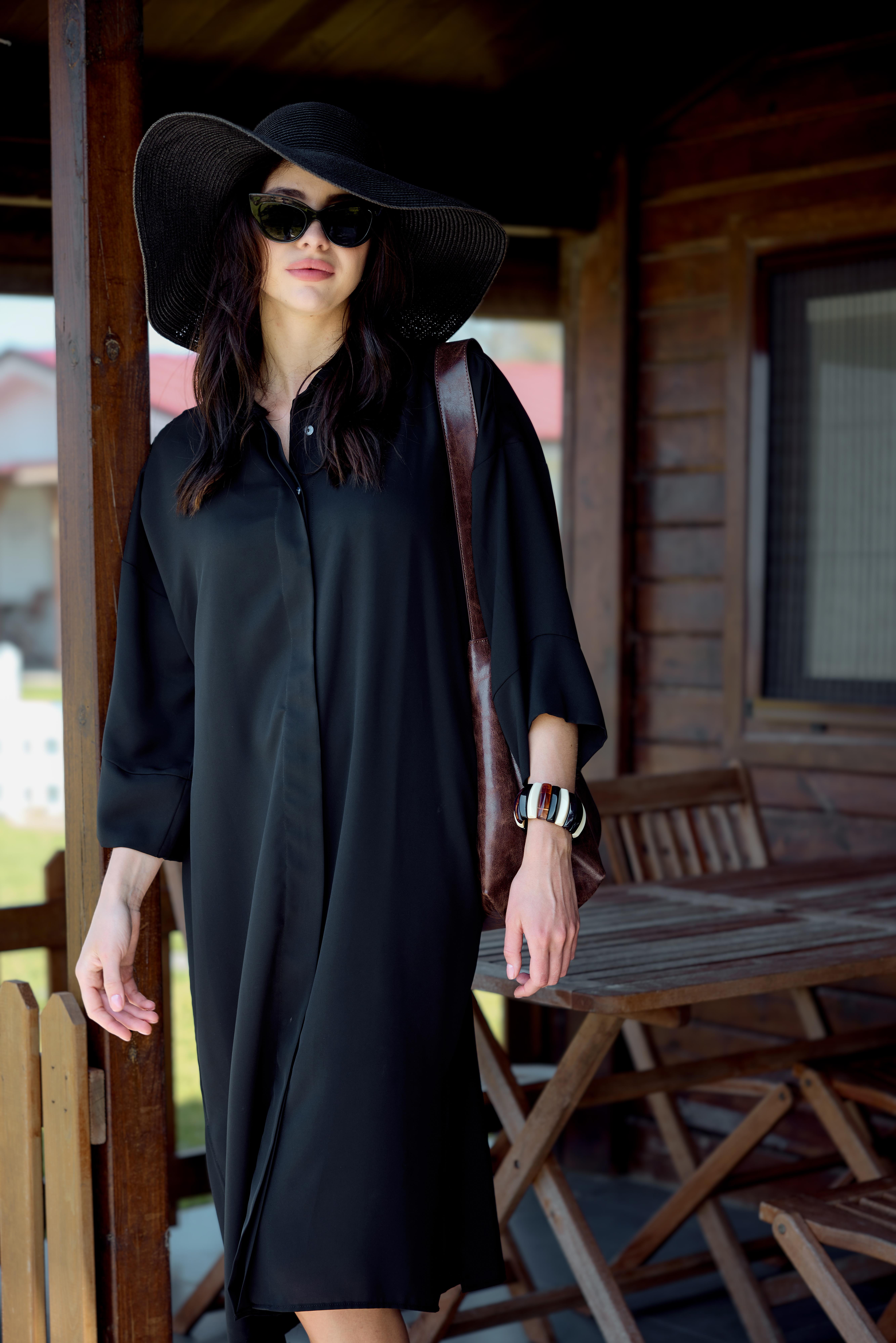 Siyah Düşük Kol Oversize Tunik