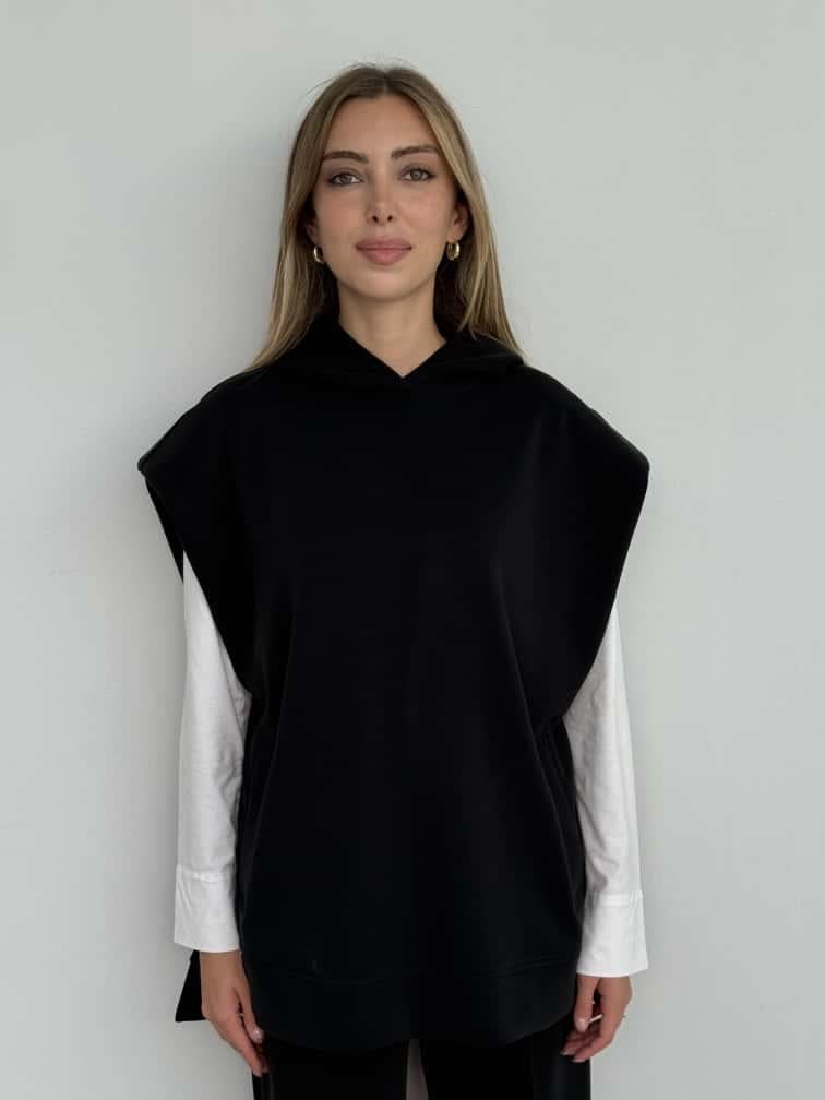 Siyah Kapüşonlu Sıfır Kol Sweat