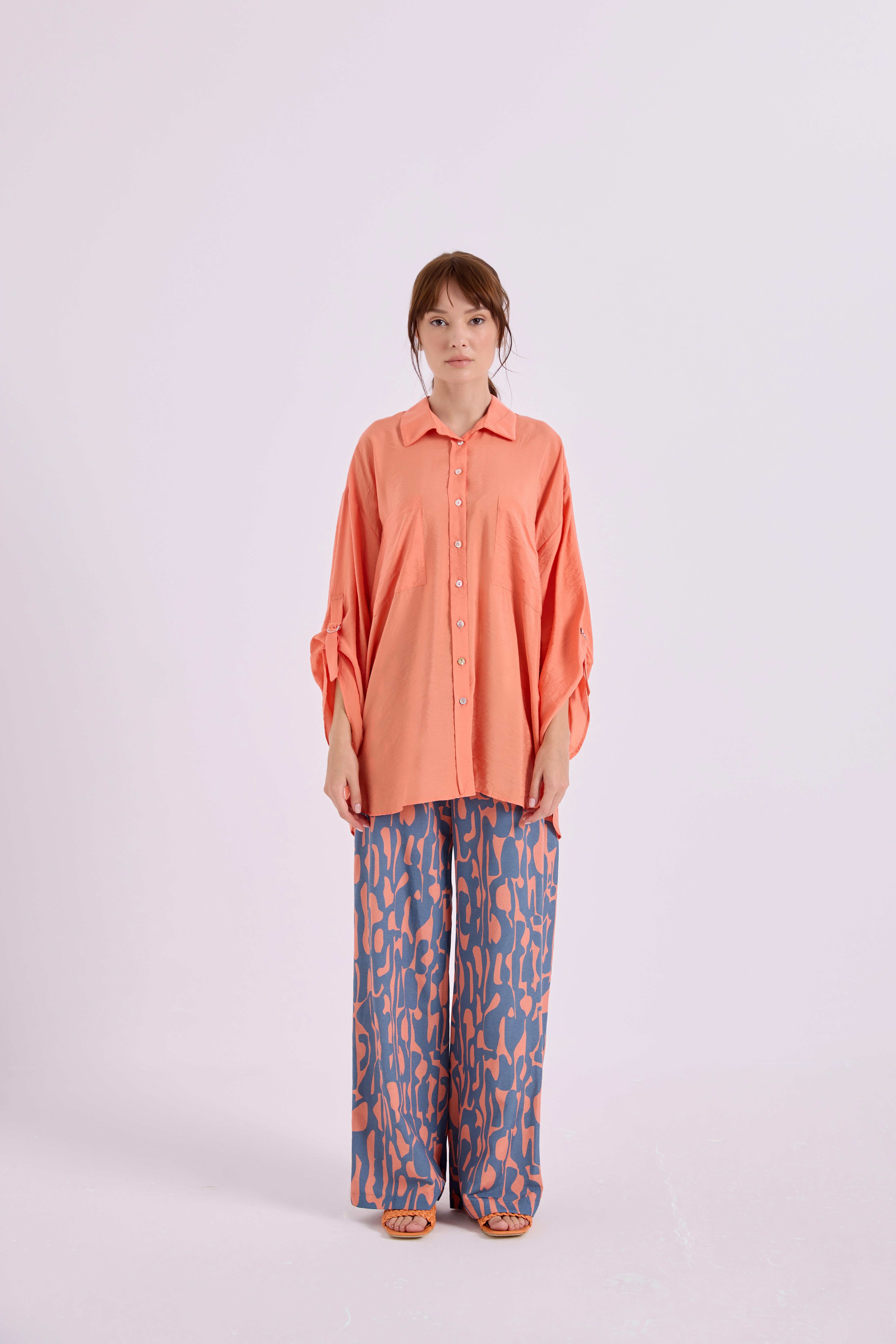 Oranj Apolet Detaylı Oversize Gömlek