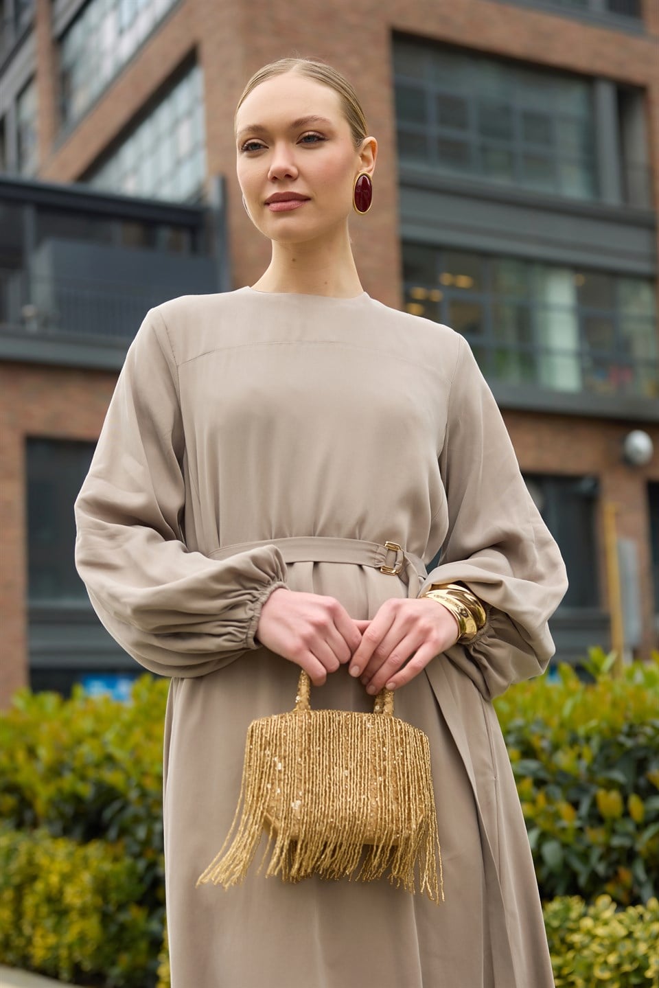 TAŞ RENGİ Bel Lastikli Bol Kalıp Elbise